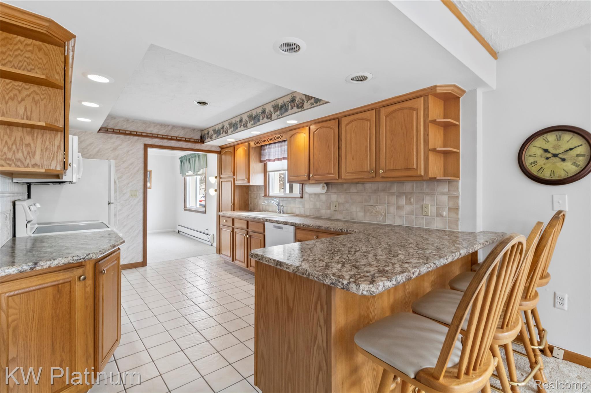 7811 Alexandria Drive Property Photo 14