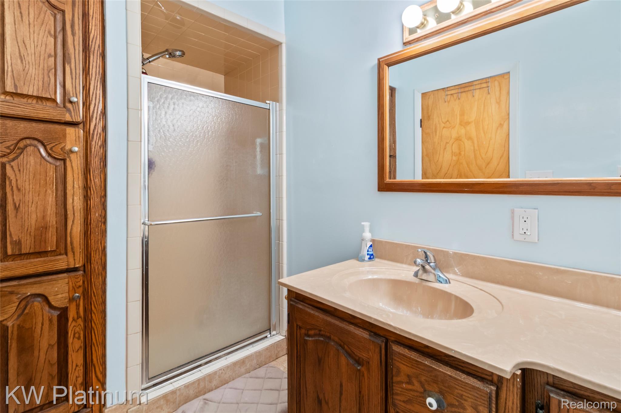 7811 Alexandria Drive Property Photo 26