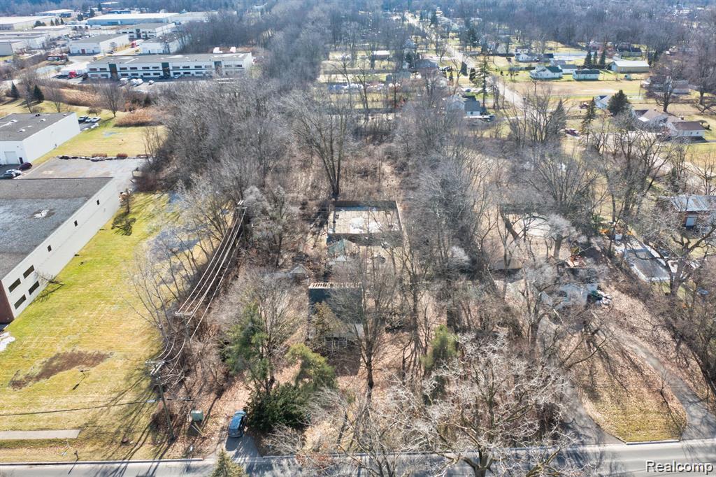30905 Beverly Road Property Photo 6