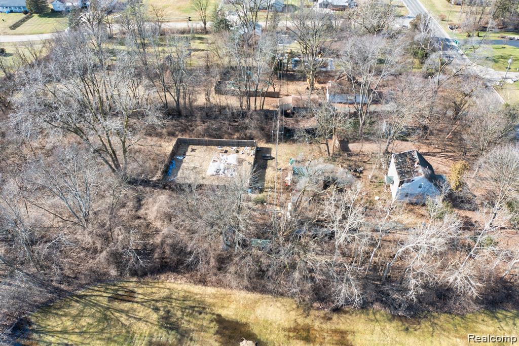 30905 Beverly Road Property Photo 11