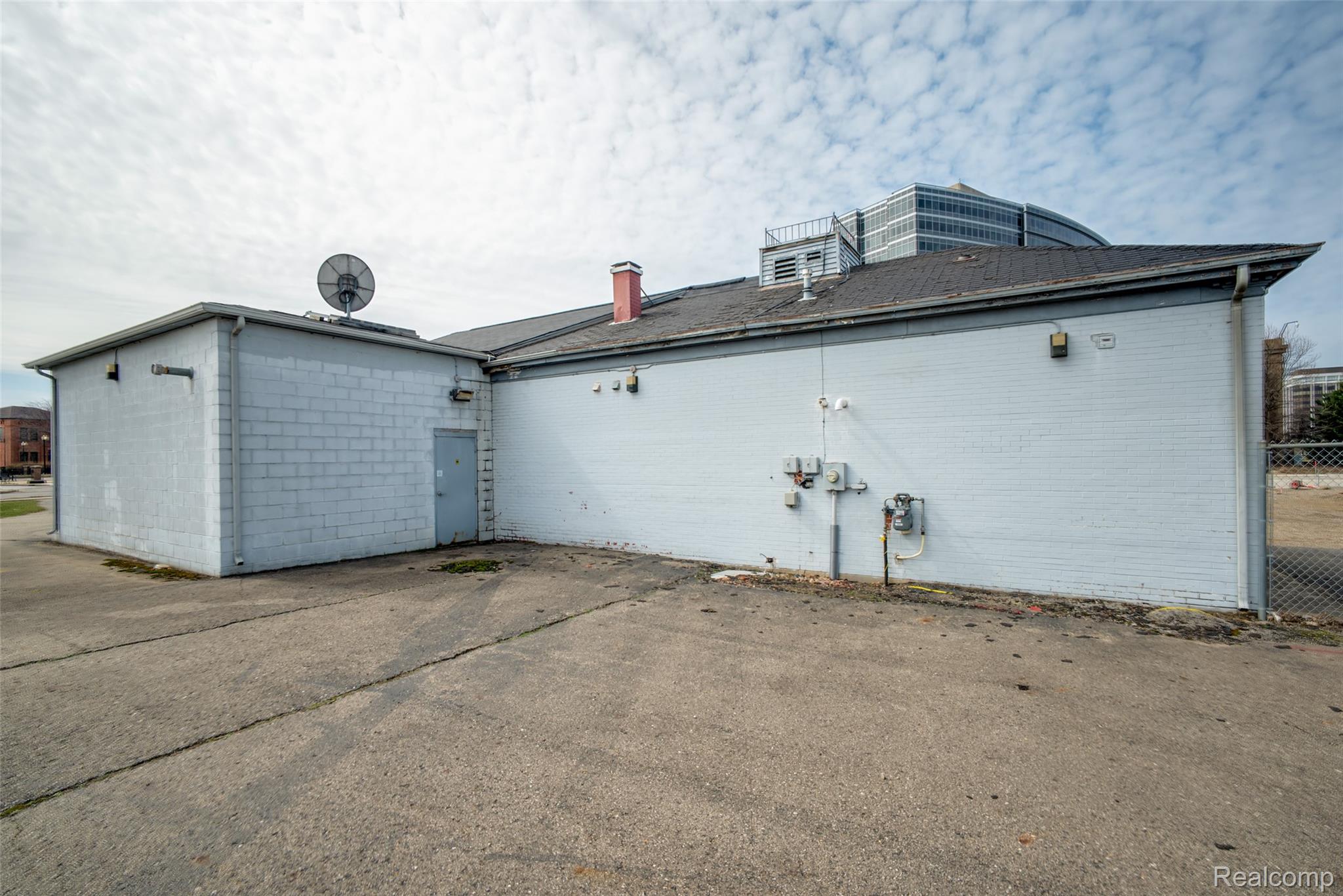 301 S Cooper Street Property Photo 18