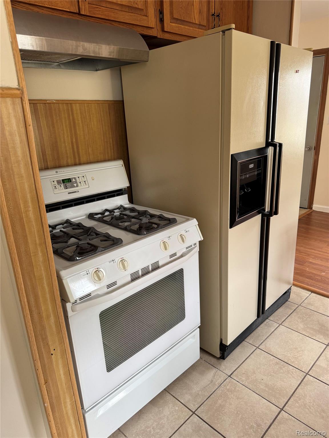 29045 Howard Avenue Property Photo 5