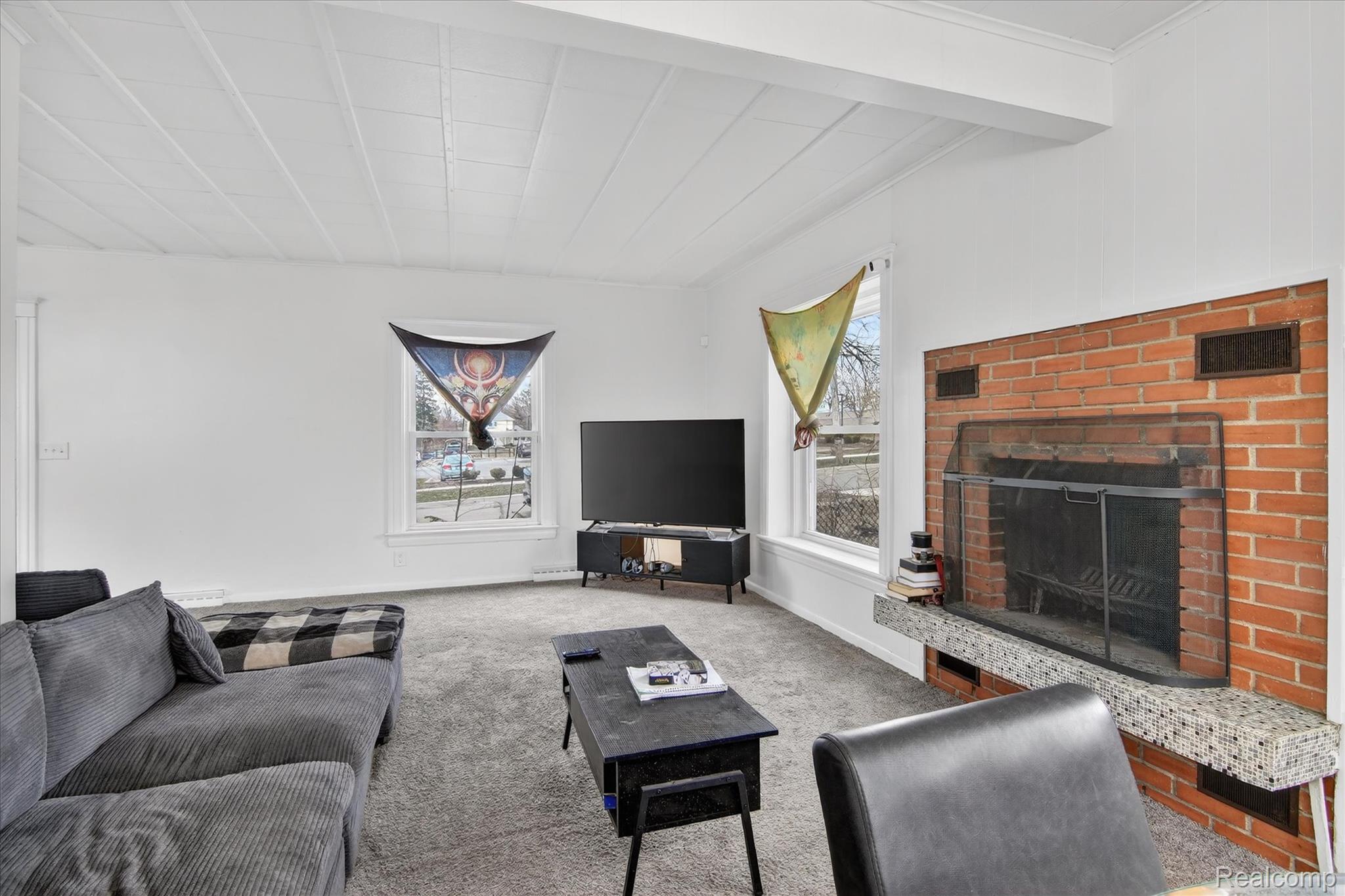 206 N Grinnell Street Property Photo 11