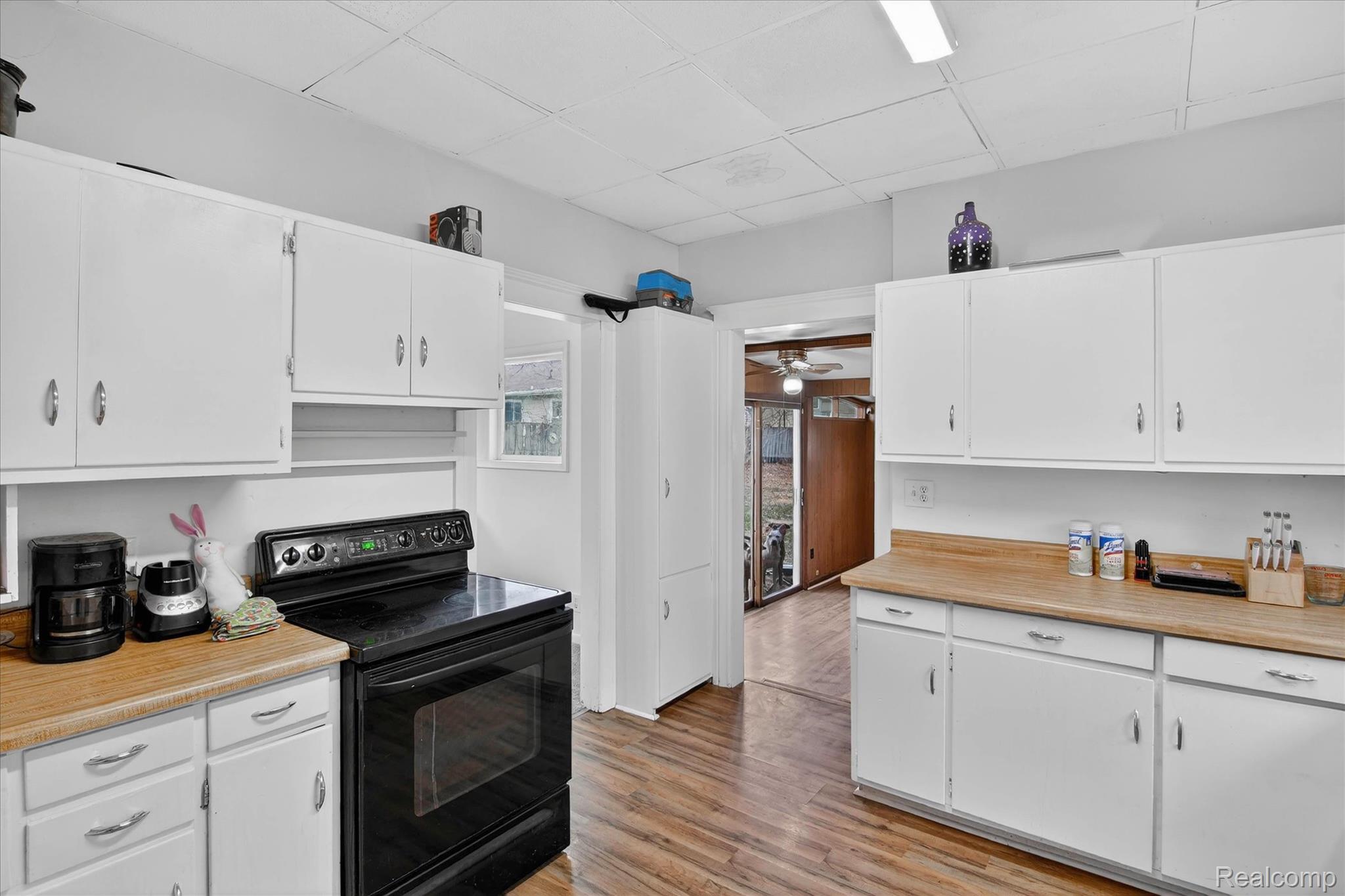 206 N Grinnell Street Property Photo 16