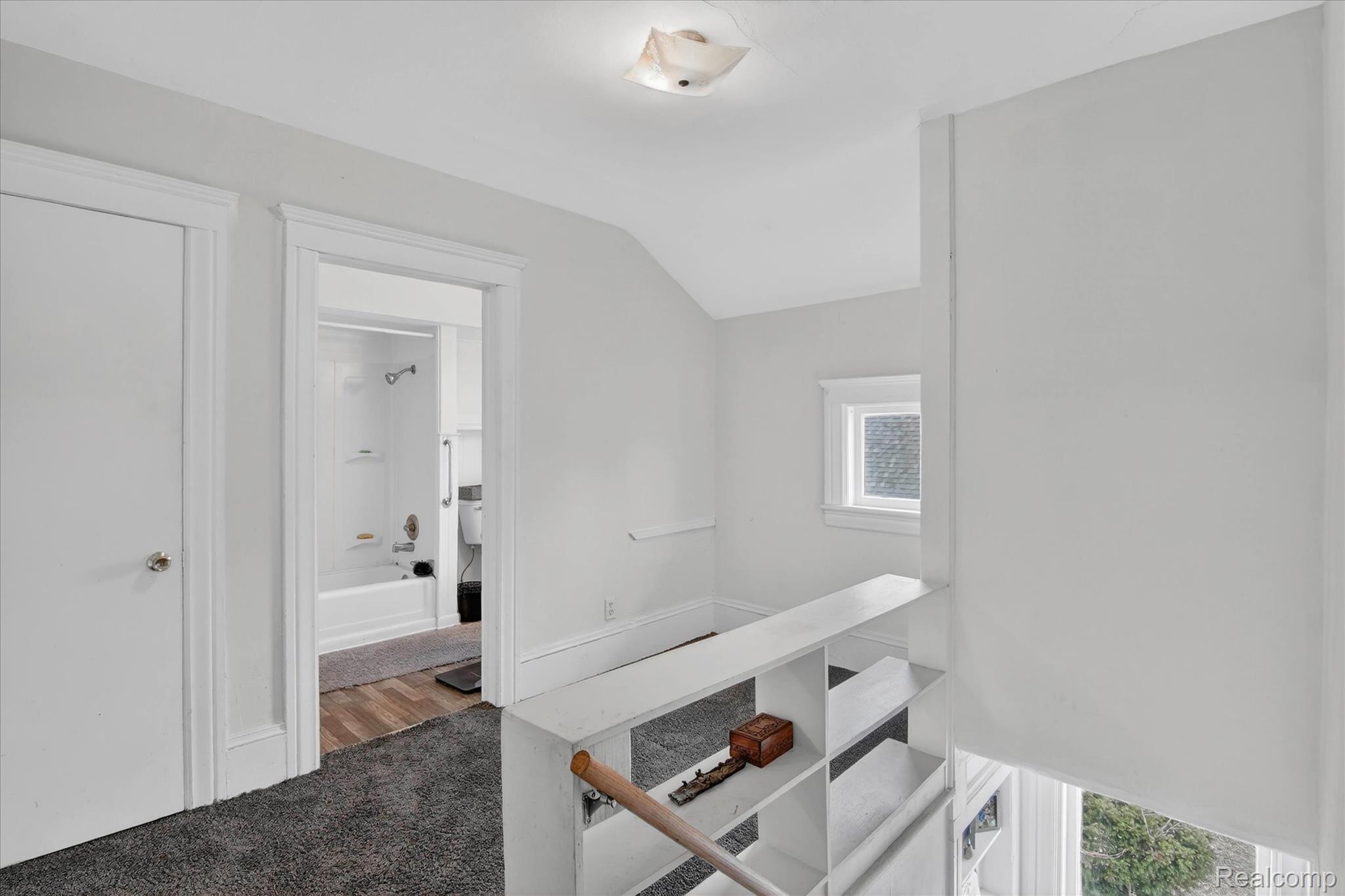 206 N Grinnell Street Property Photo 27