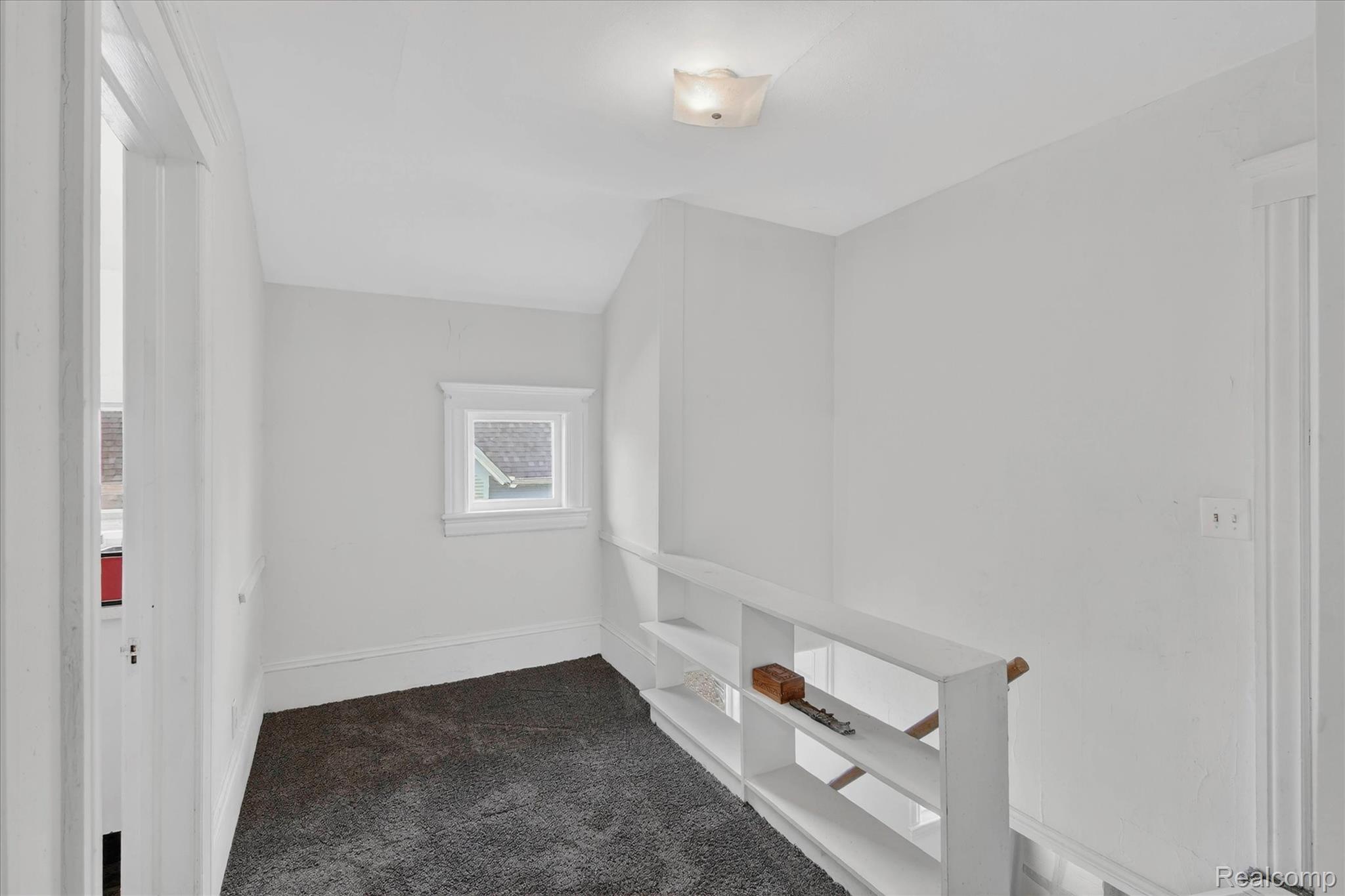 206 N Grinnell Street Property Photo 28