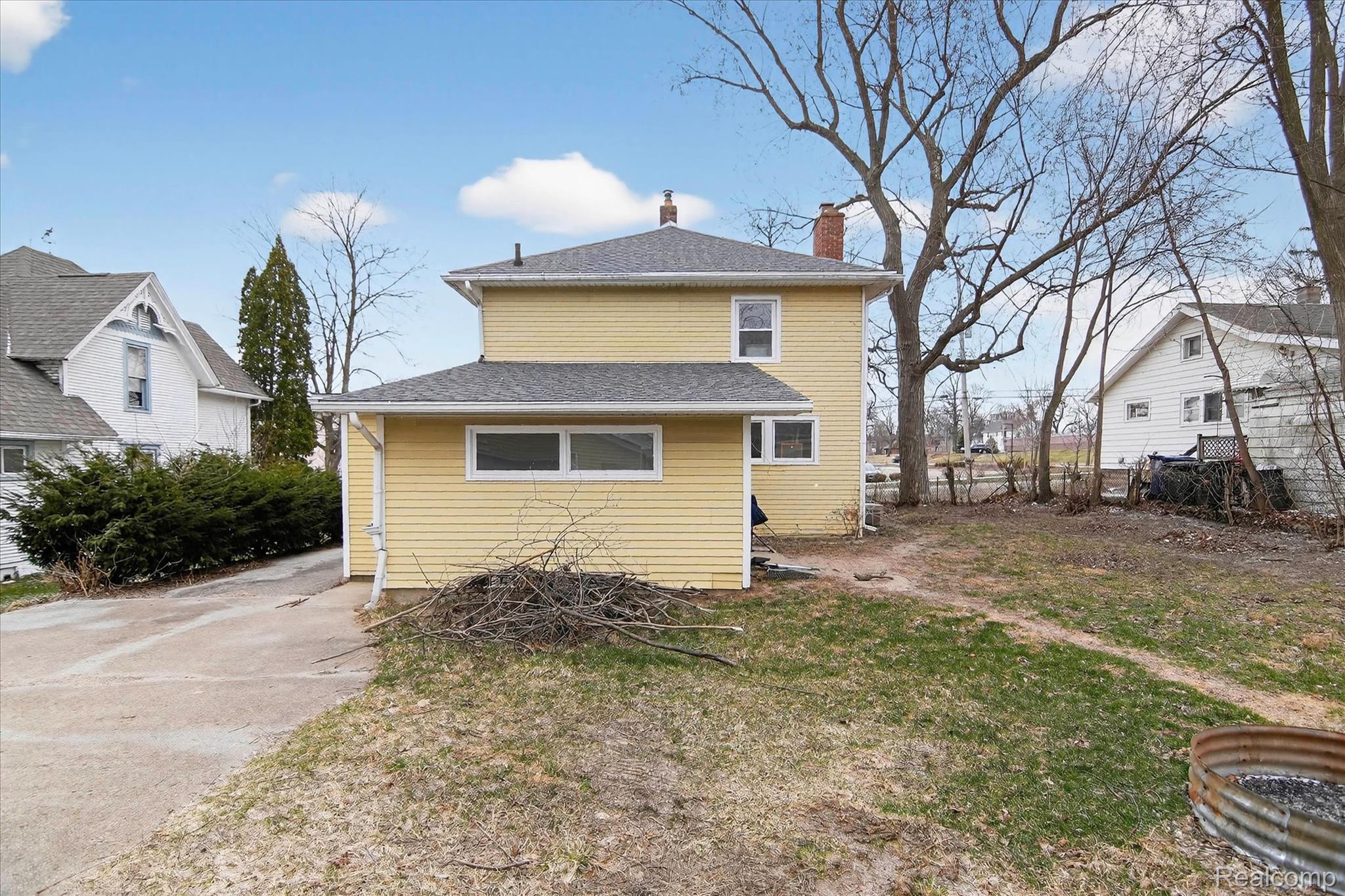 206 N Grinnell Street Property Photo 33