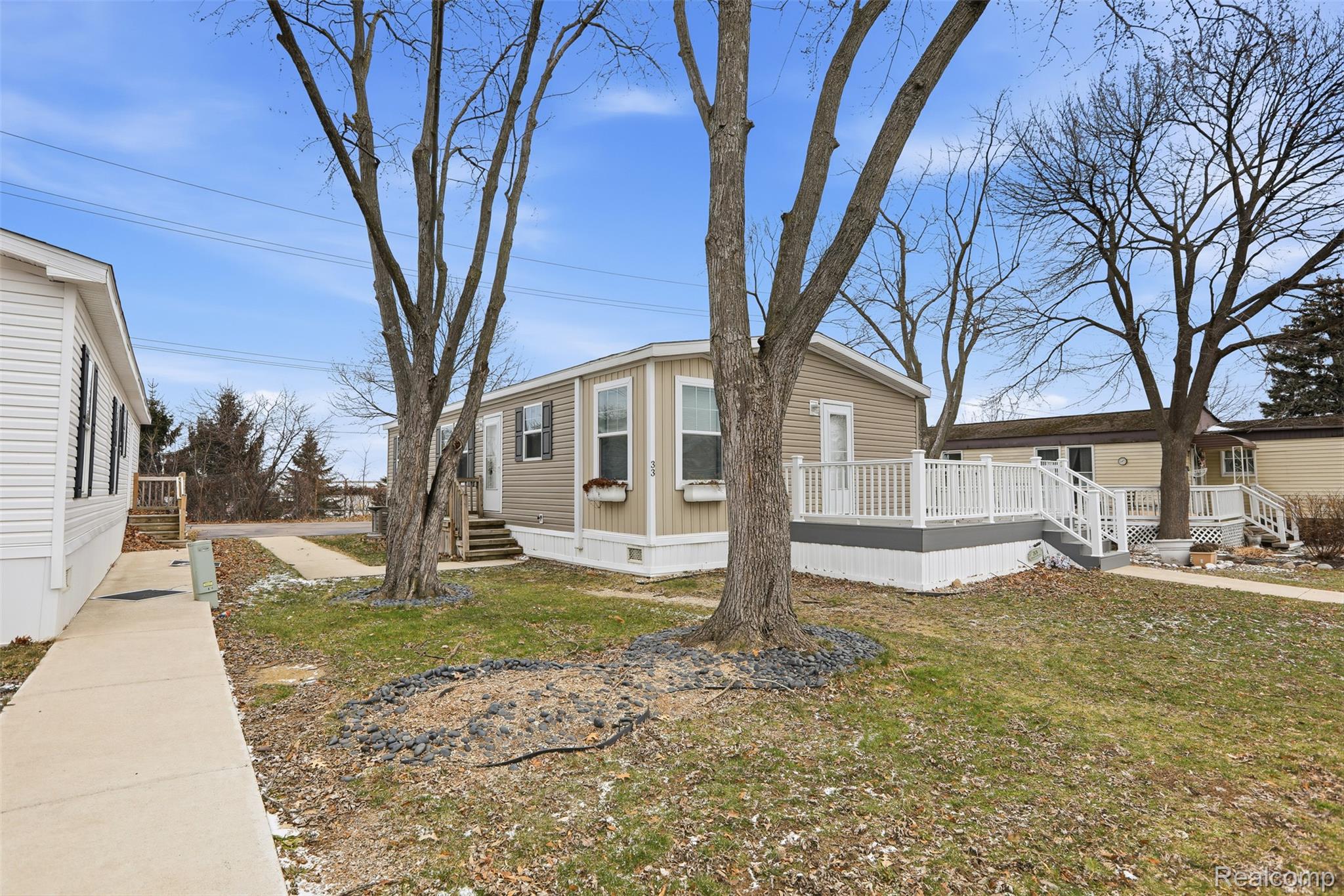 33 Bluebird Hill Drive Property Photo 2
