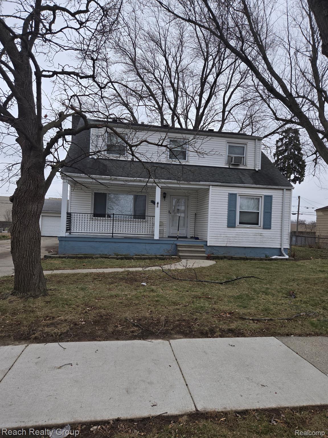20010 Voiland Street Property Photo 2