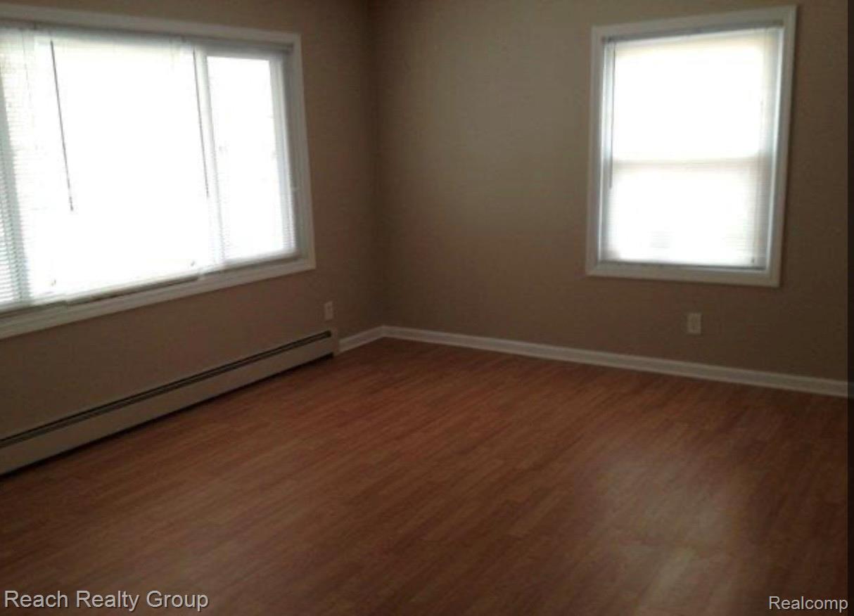 20010 Voiland Street Property Photo 11