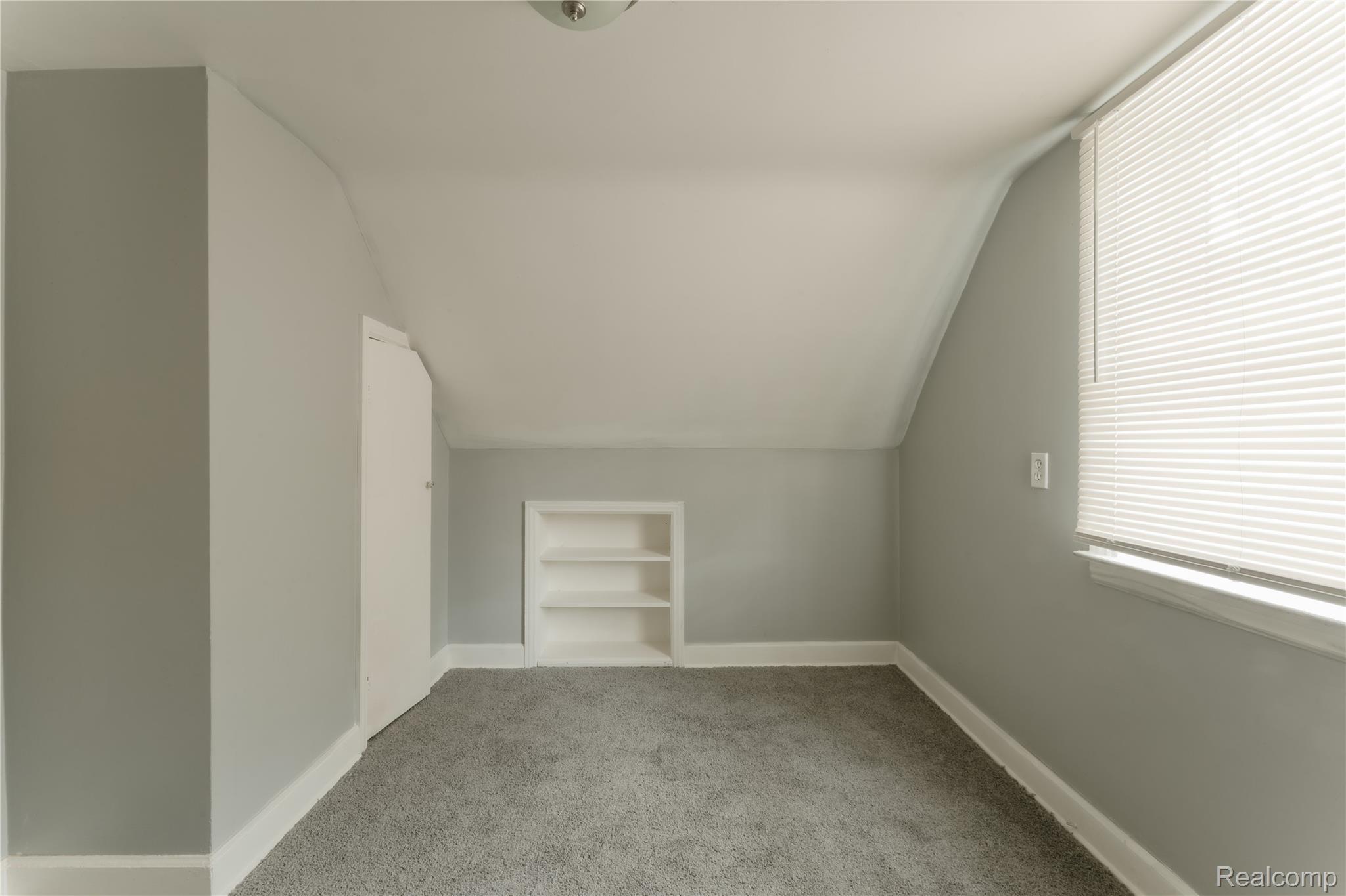 20644 Elkhart Street Property Photo 23