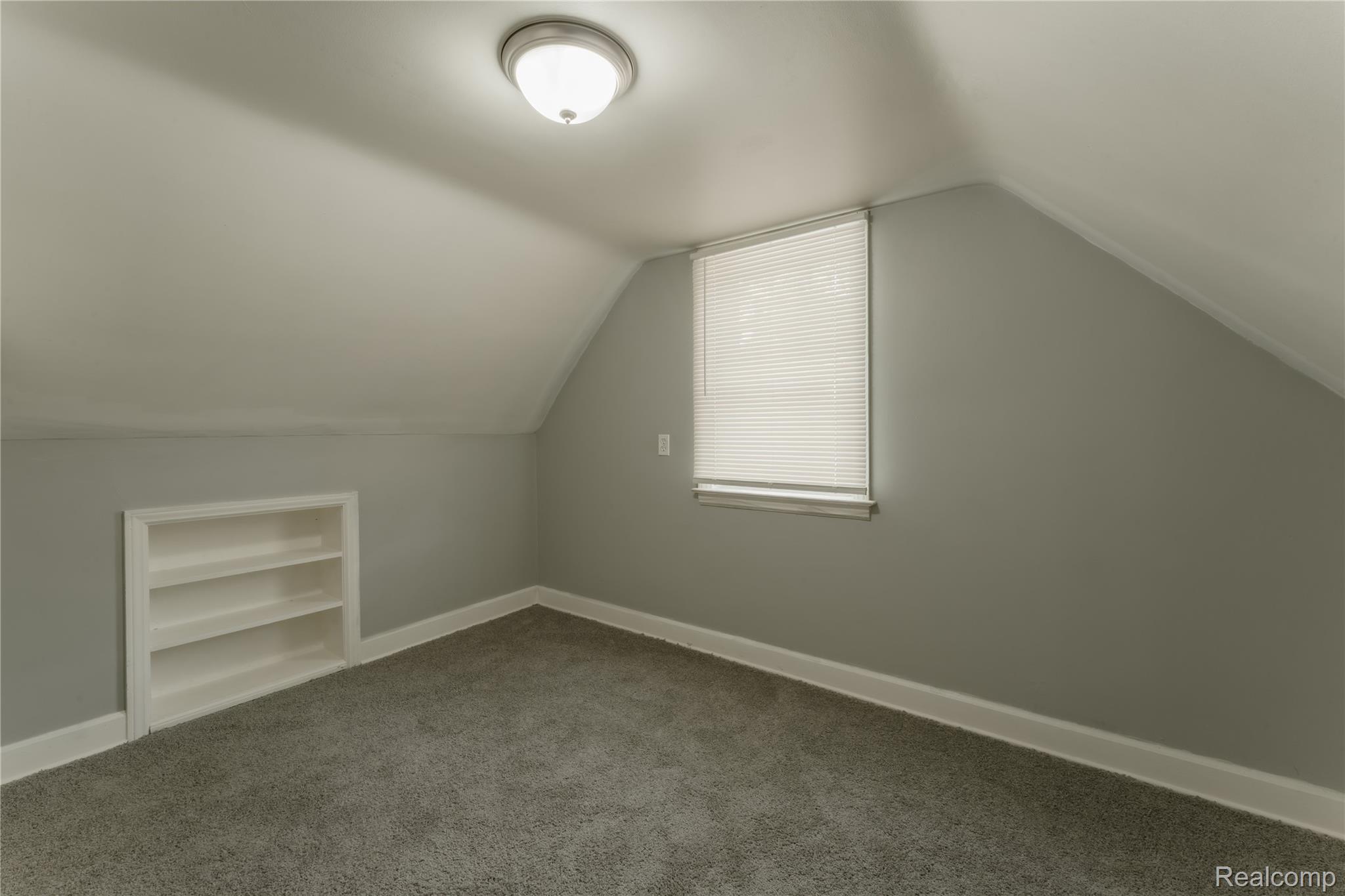 20644 Elkhart Street Property Photo 24