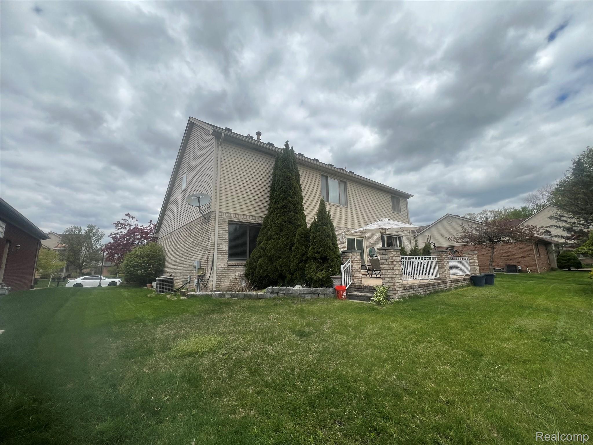 21589 Hunter Circle Property Photo 10