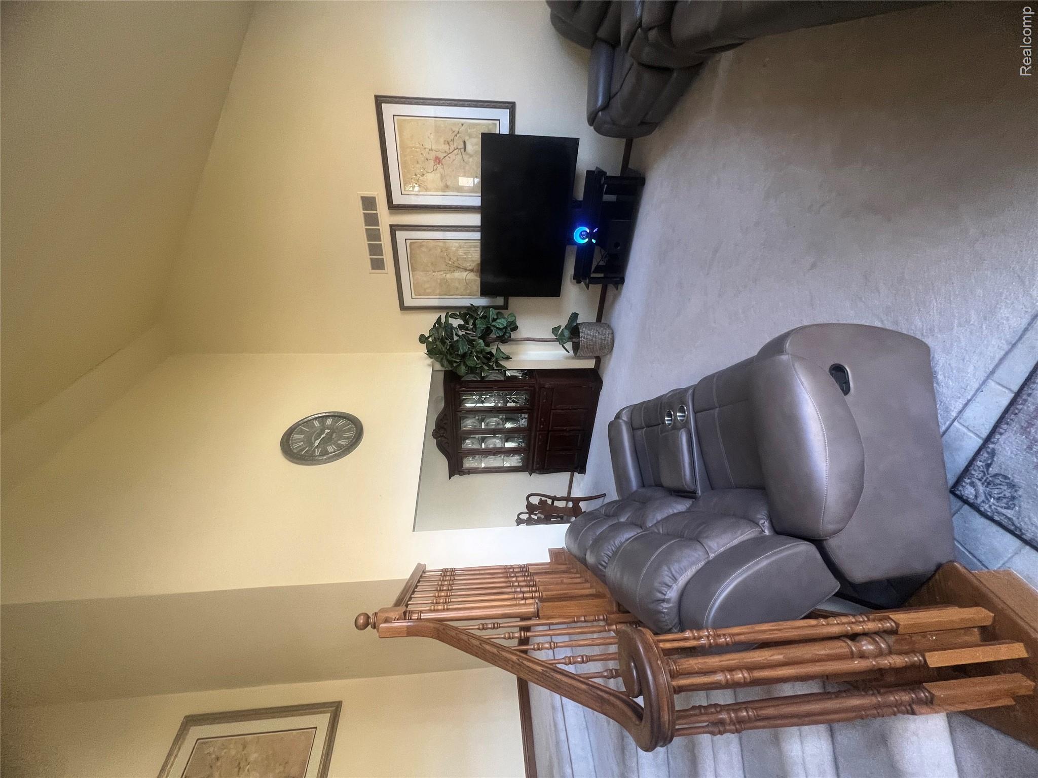 21589 Hunter Circle Property Photo 14