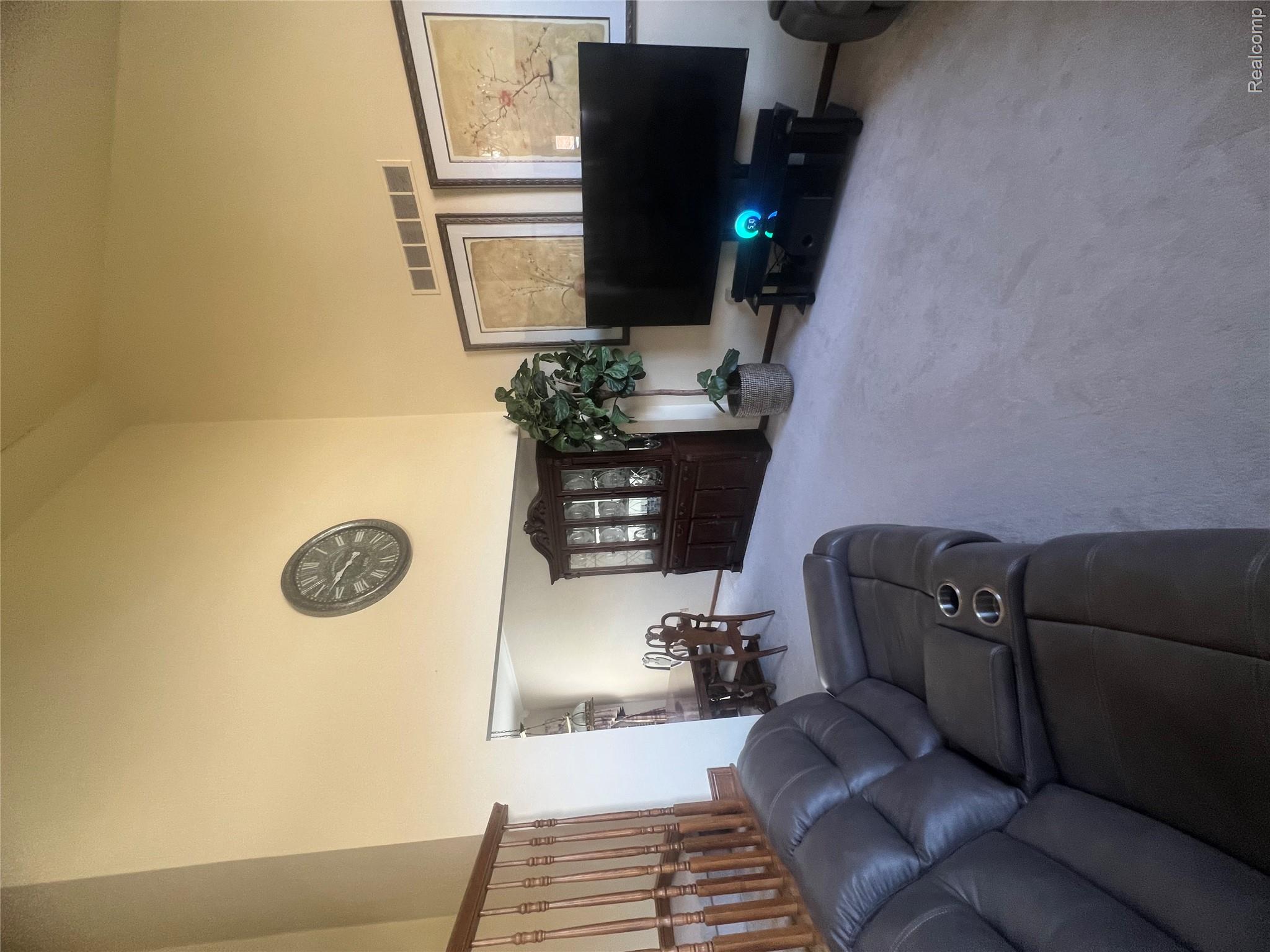 21589 Hunter Circle Property Photo 15