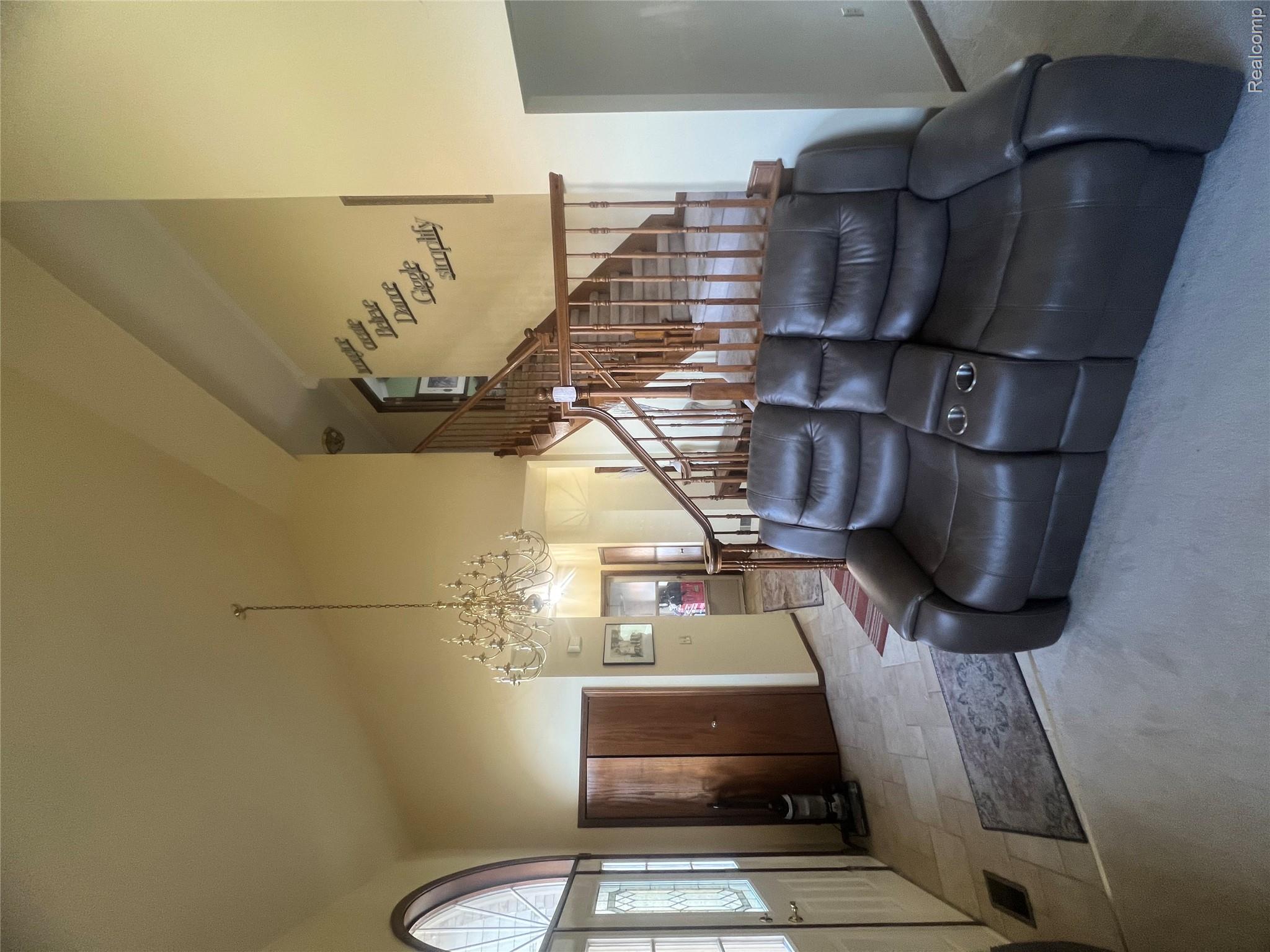 21589 Hunter Circle Property Photo 16