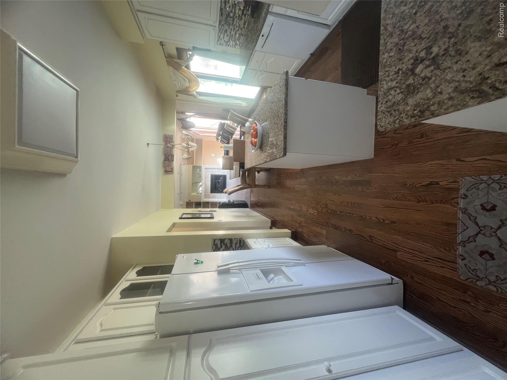 21589 Hunter Circle Property Photo 22