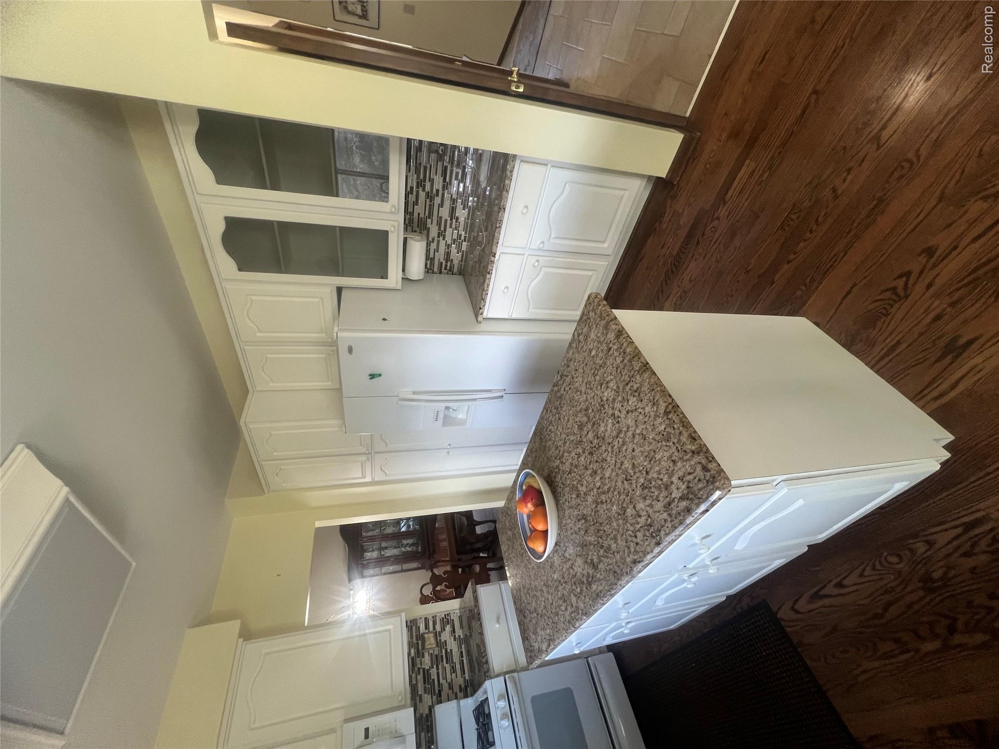 21589 Hunter Circle Property Photo 23