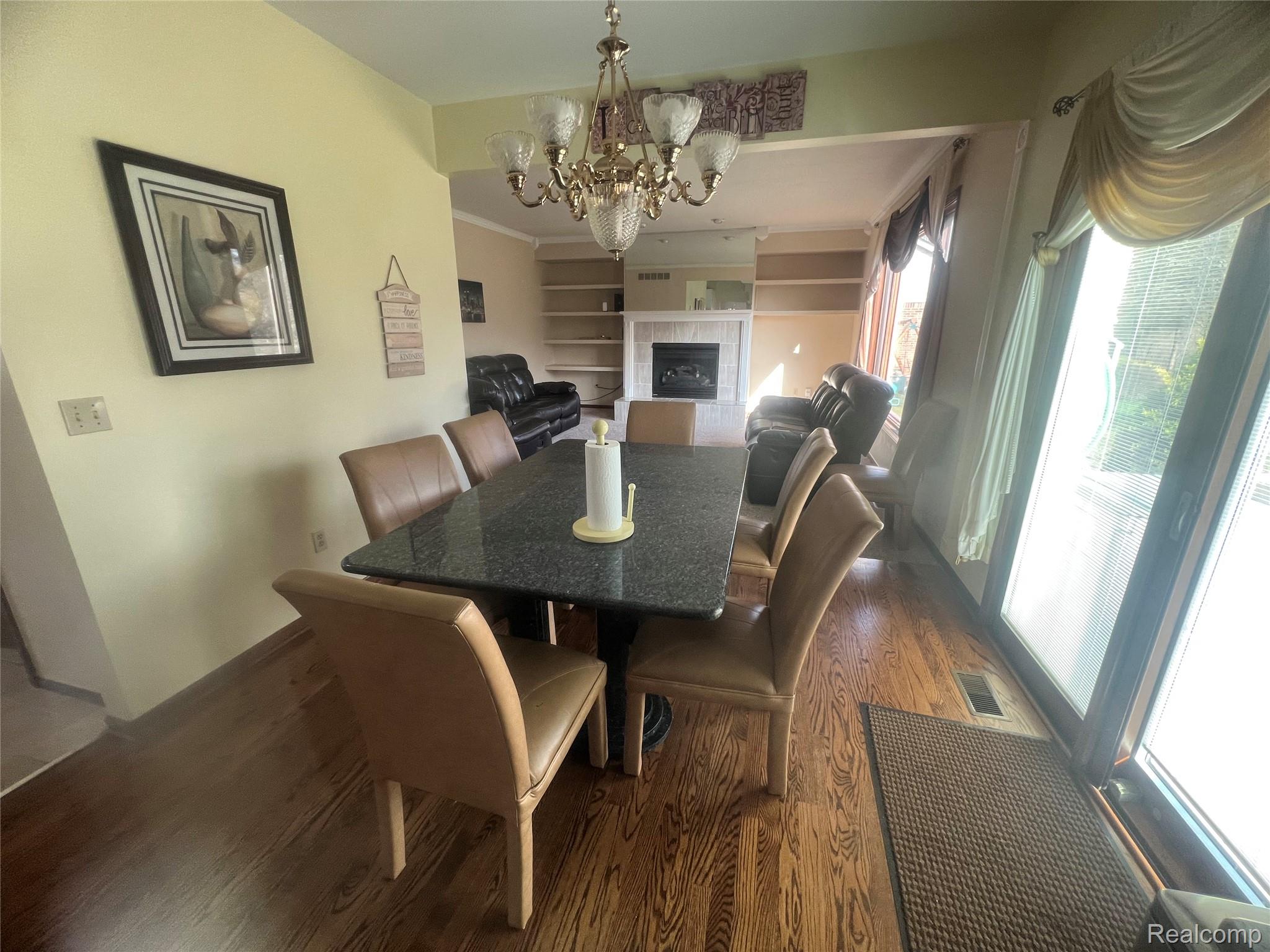 21589 Hunter Circle Property Photo 32