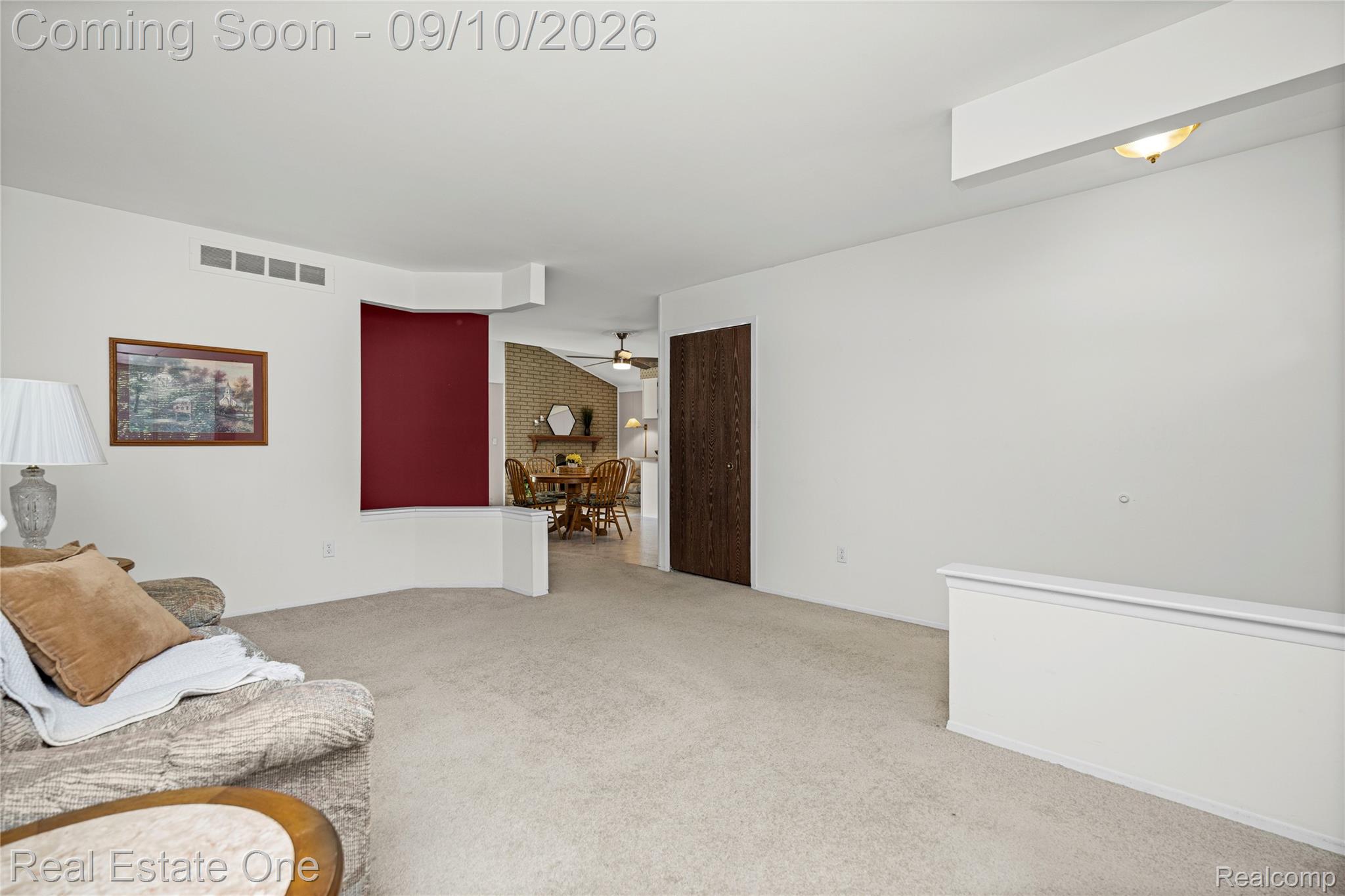 39739 Dorian Drive Property Photo 9