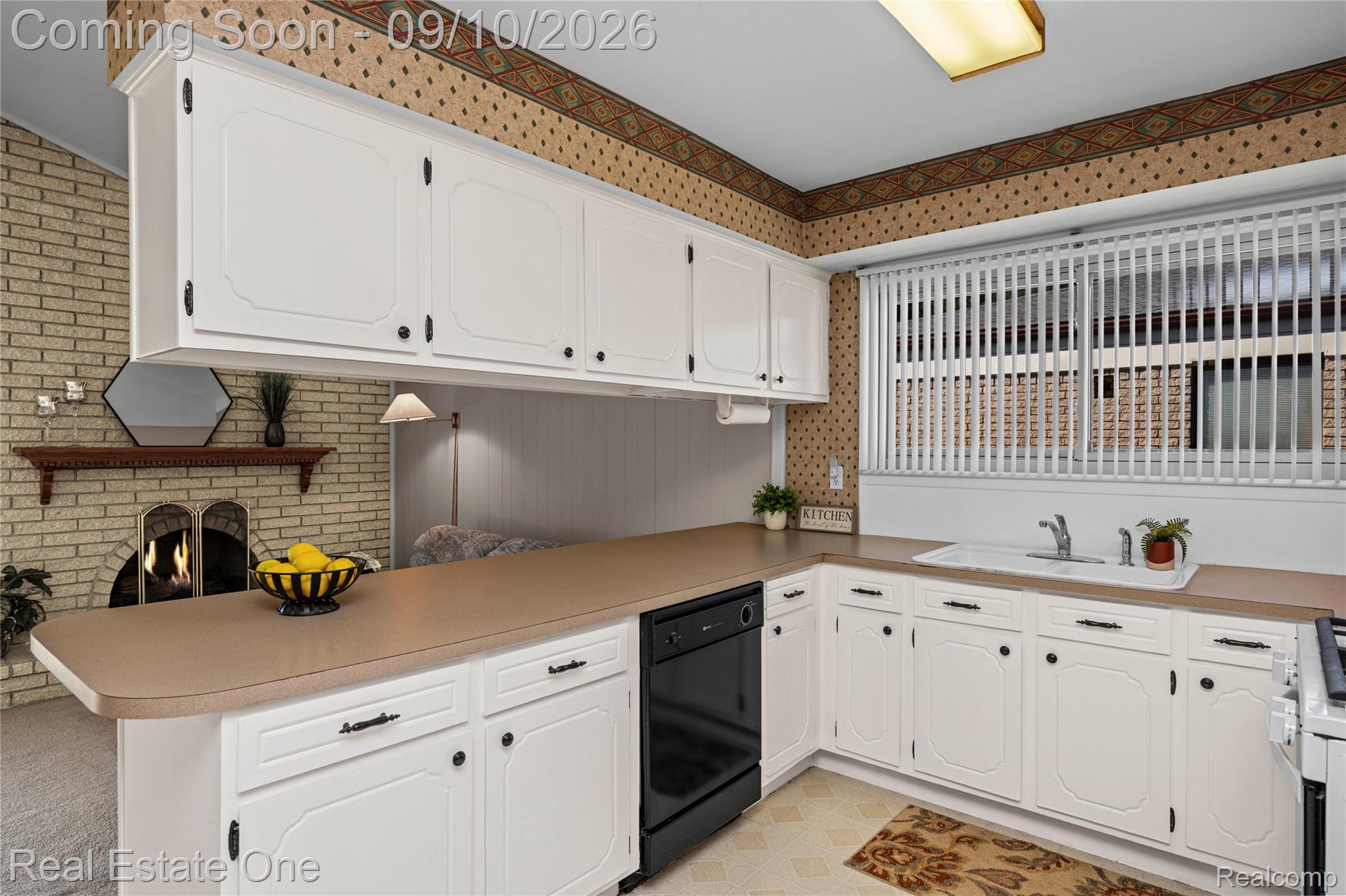 39739 Dorian Drive Property Photo 11