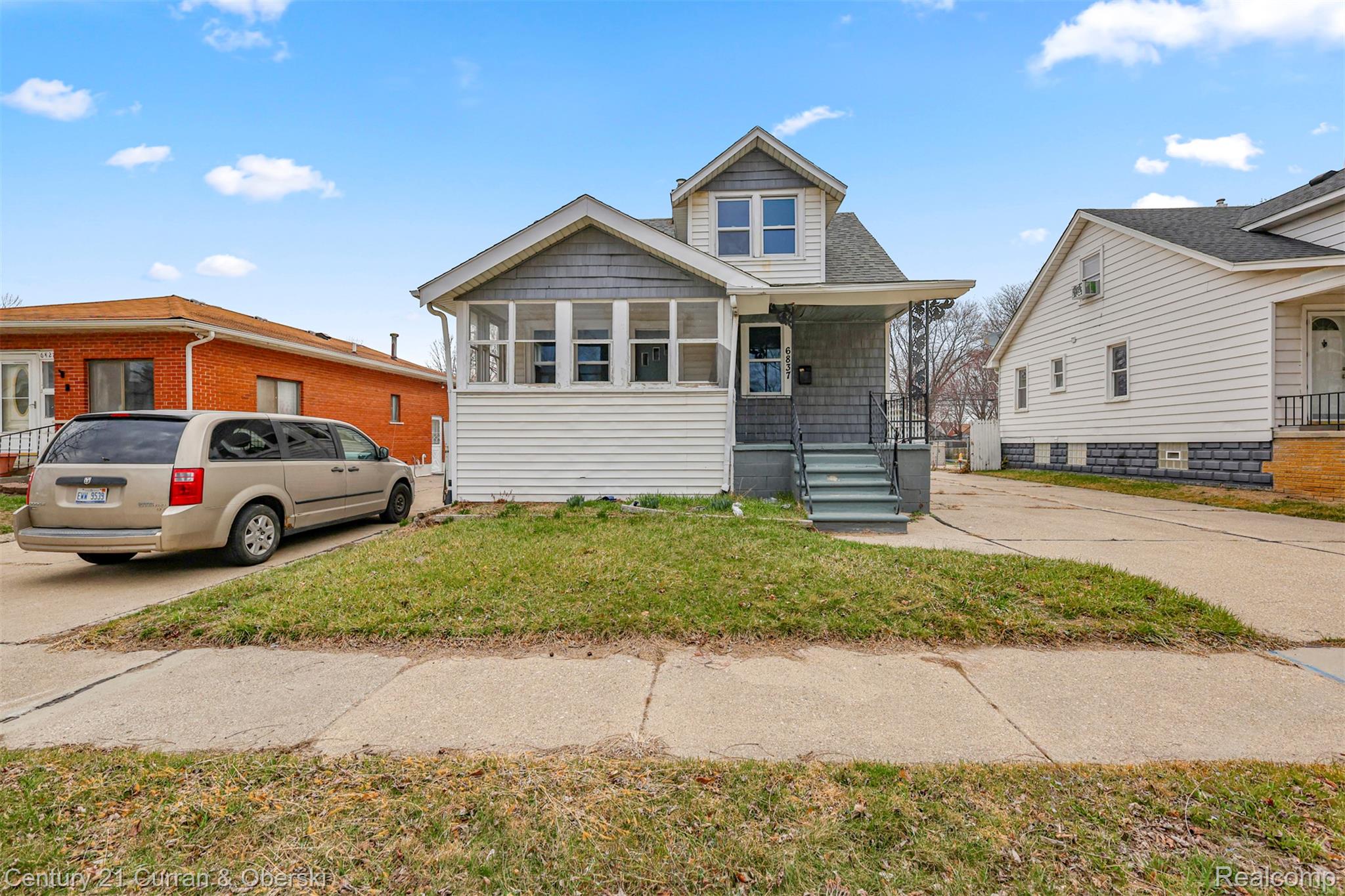 6837 Braun Property Photo 1