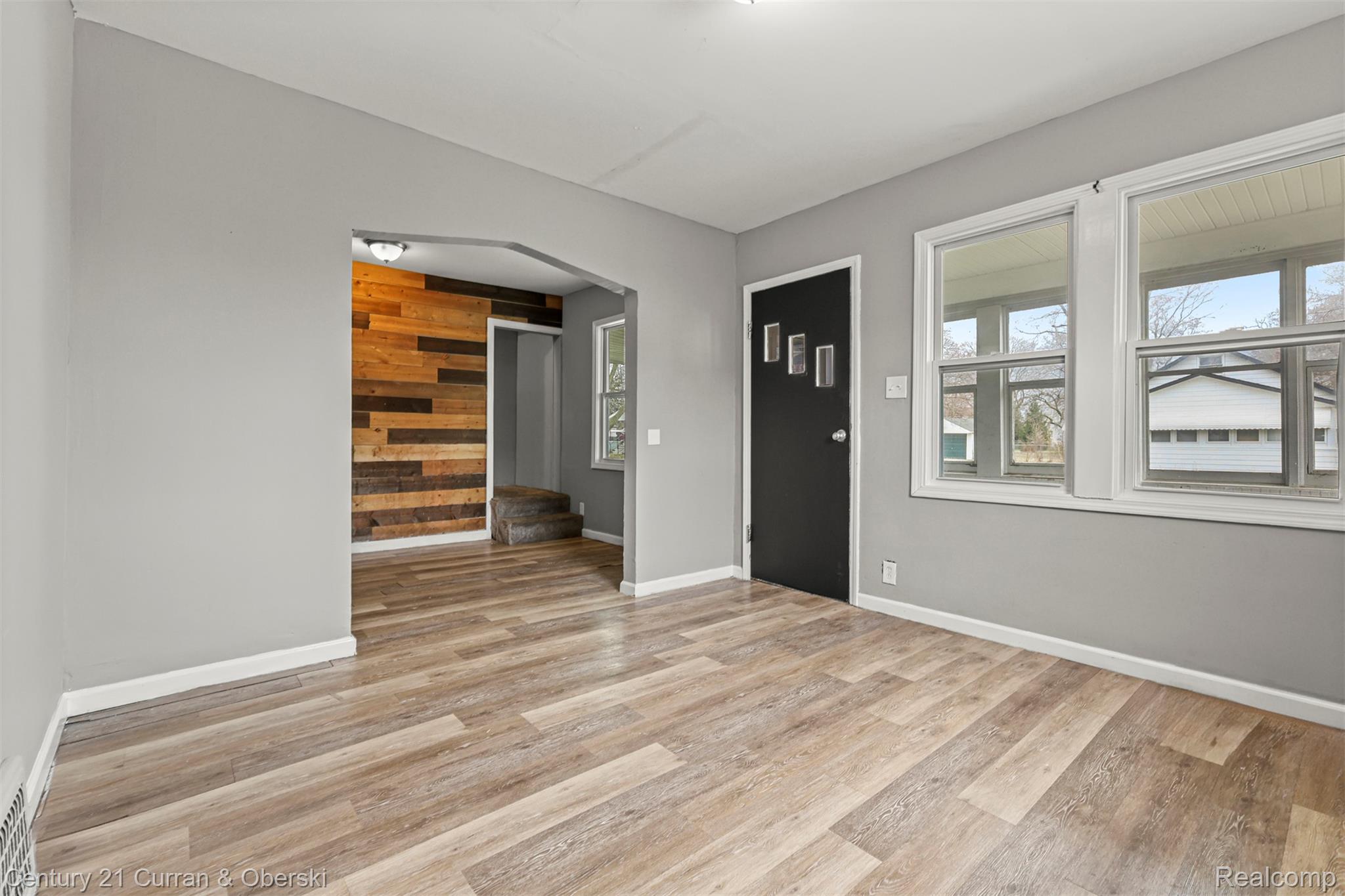 6837 Braun Property Photo 7