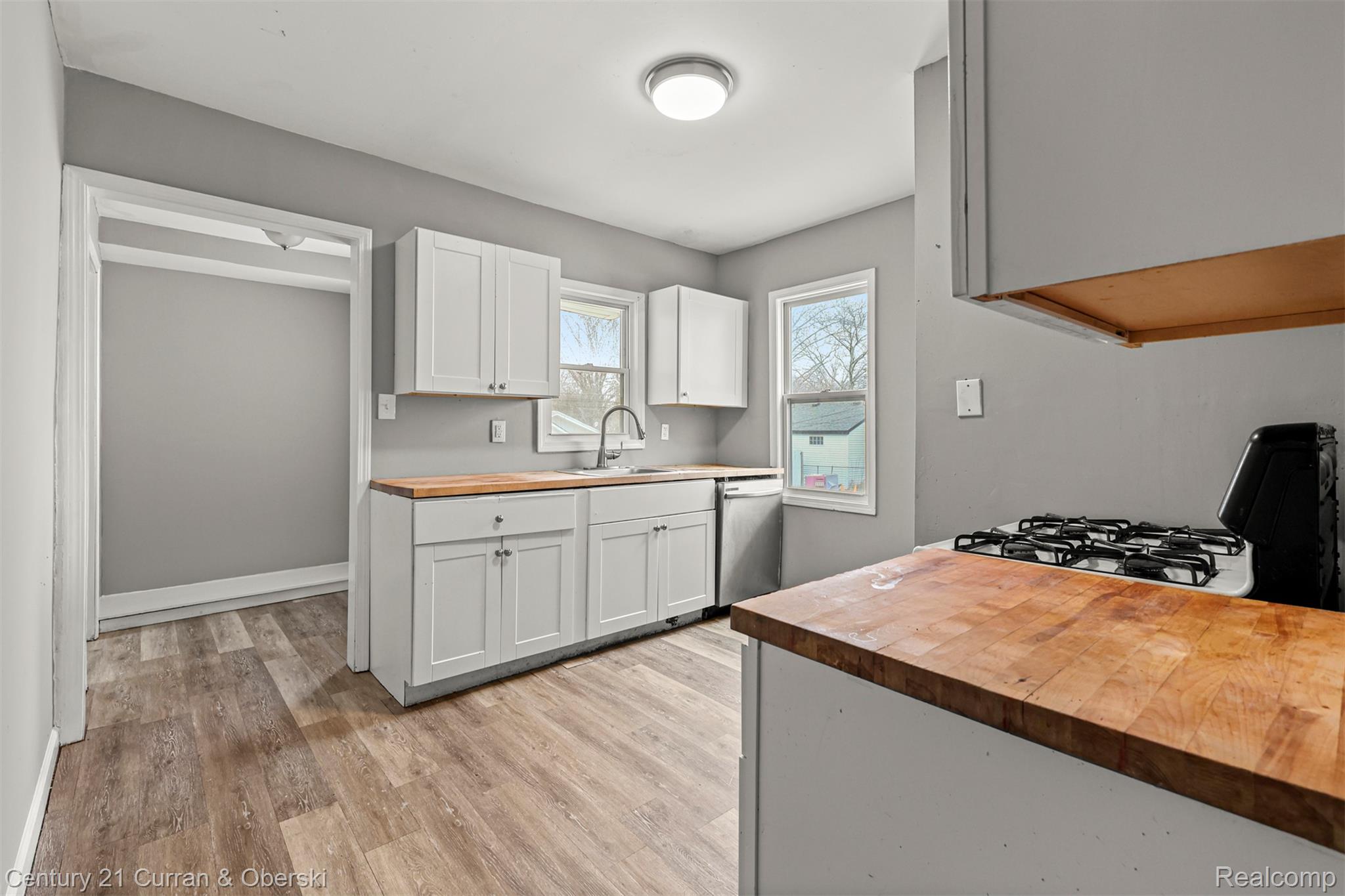 6837 Braun Property Photo 10
