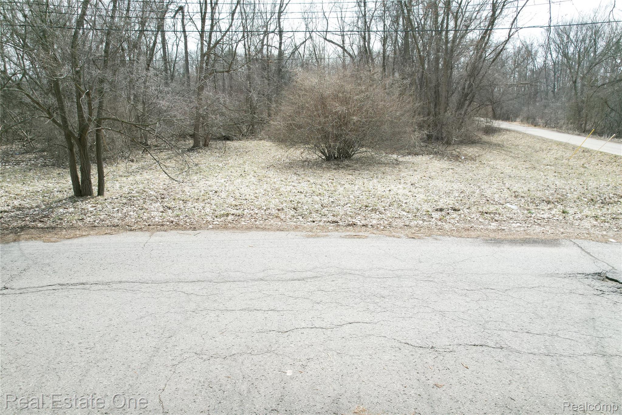 2636 Bay Drive Property Photo 9