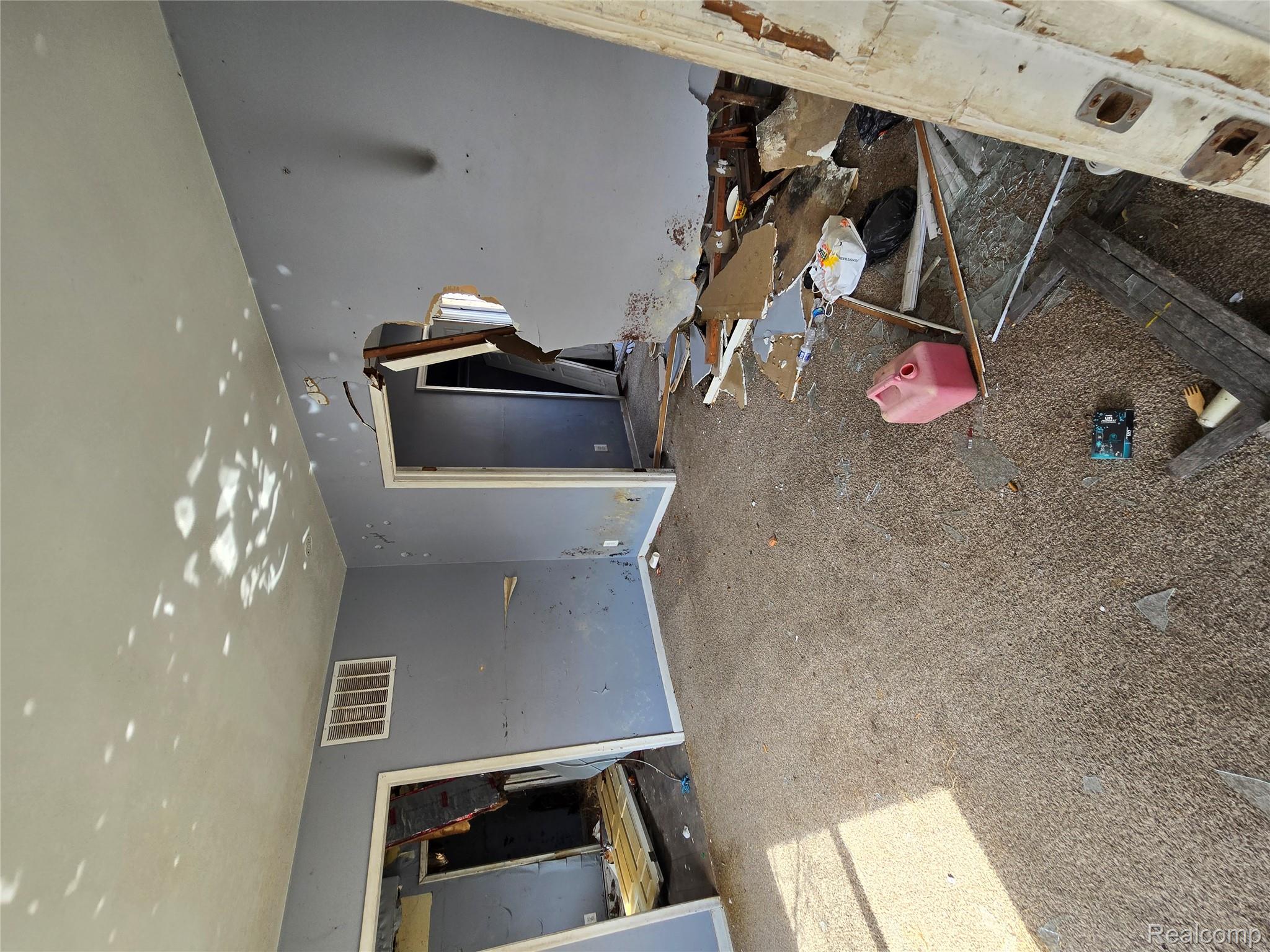 17325 Barlow Street Property Photo 11