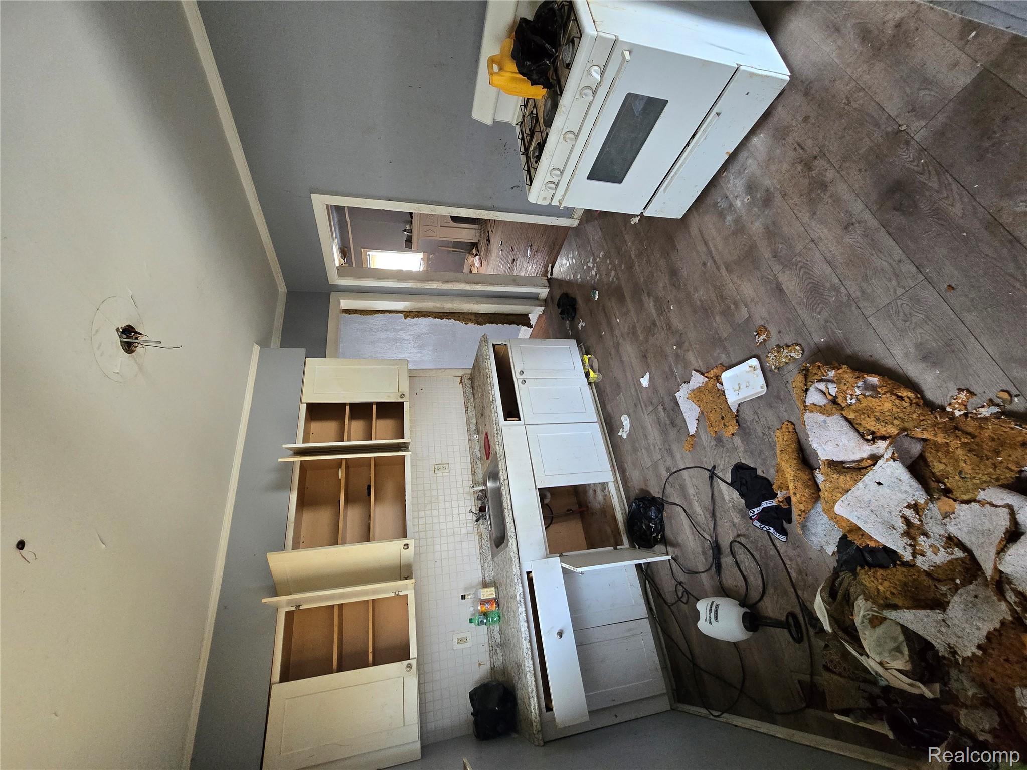 17325 Barlow Street Property Photo 30