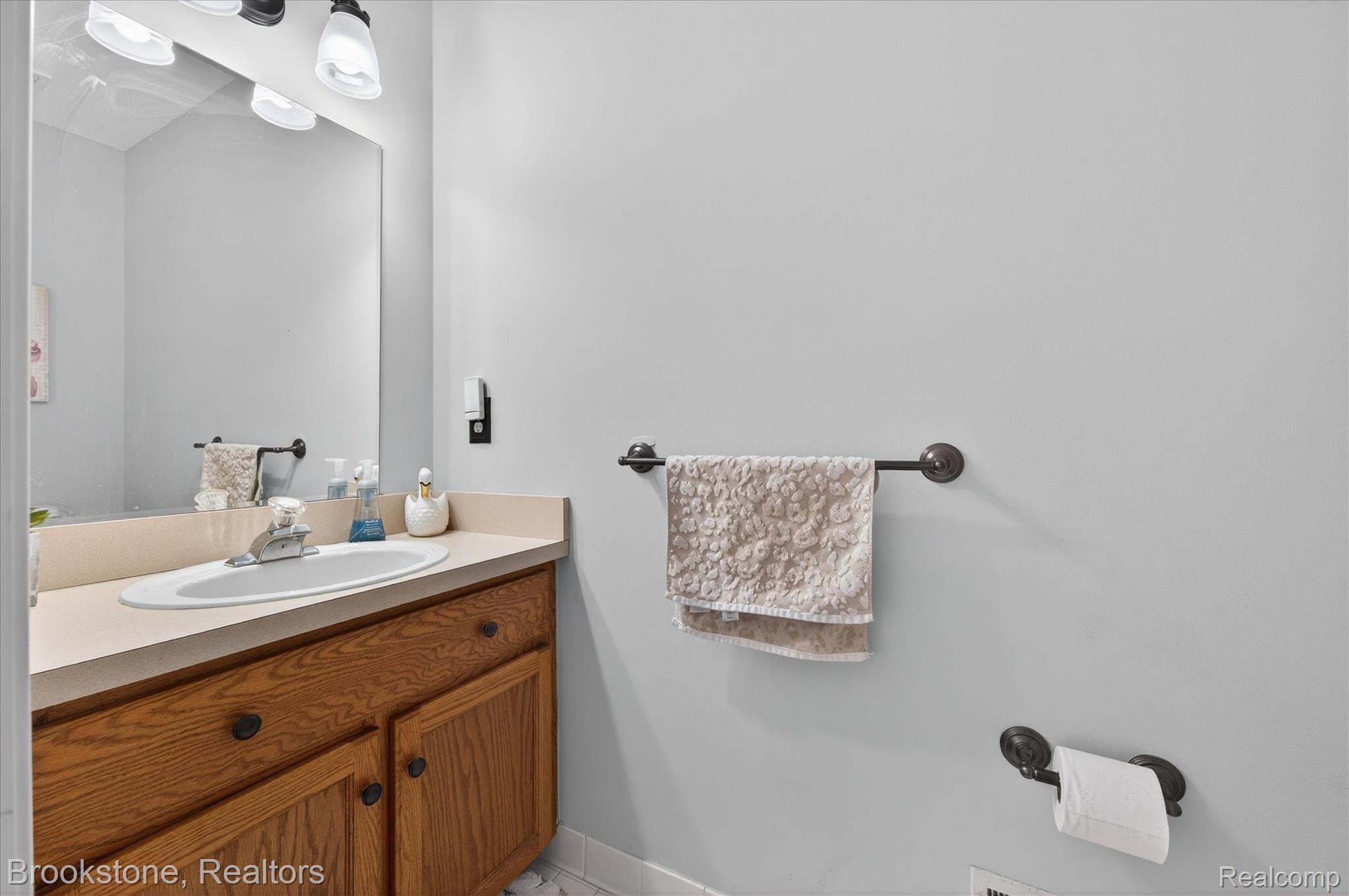 37744 Charter Oaks Boulevard 397 Property Photo 18