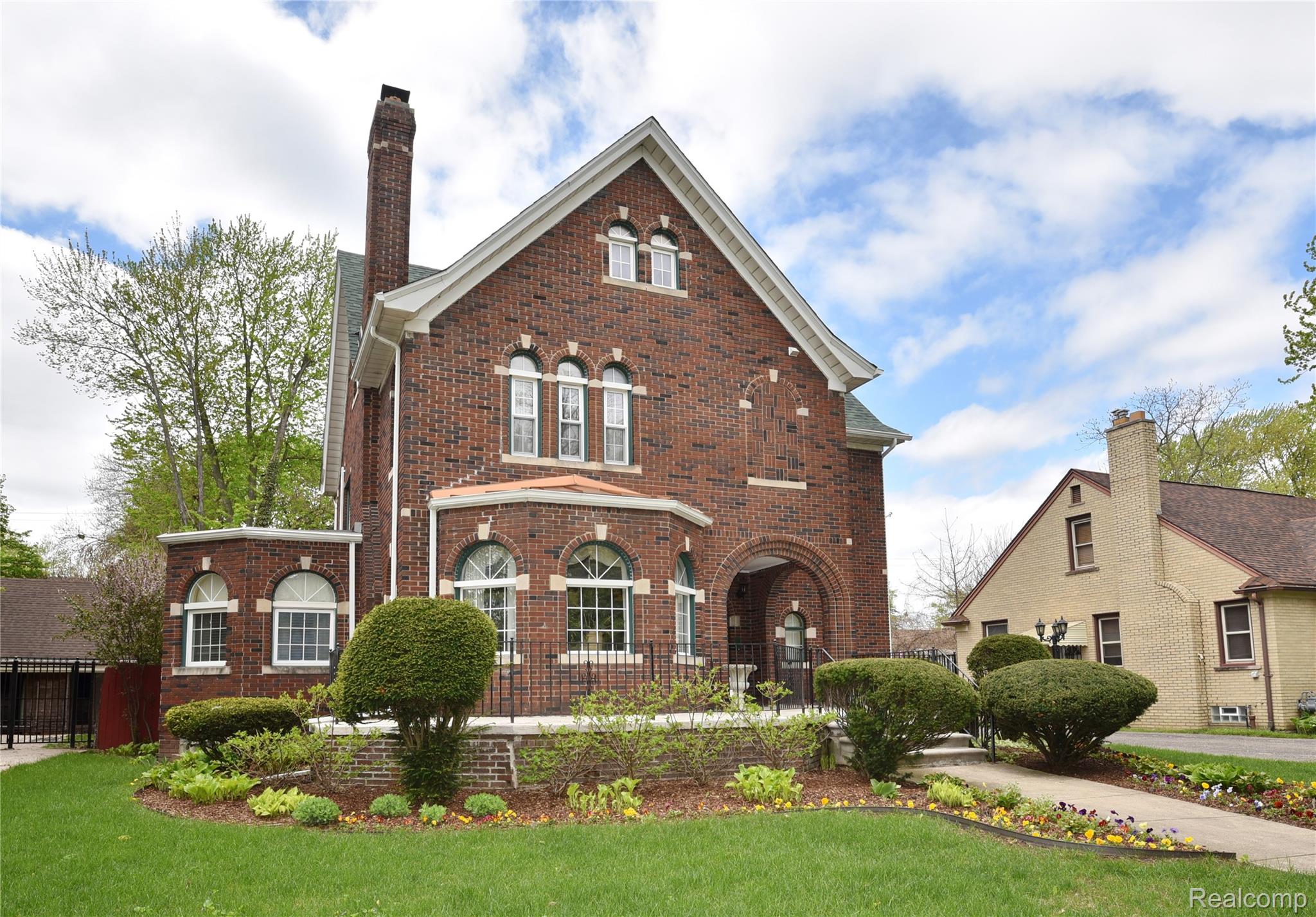 14127 Woodmont Avenue Property Photo 1