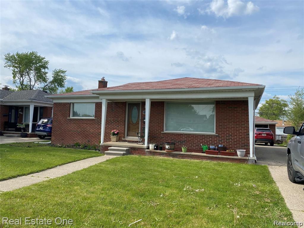 27014 Ford Road Property Photo 1