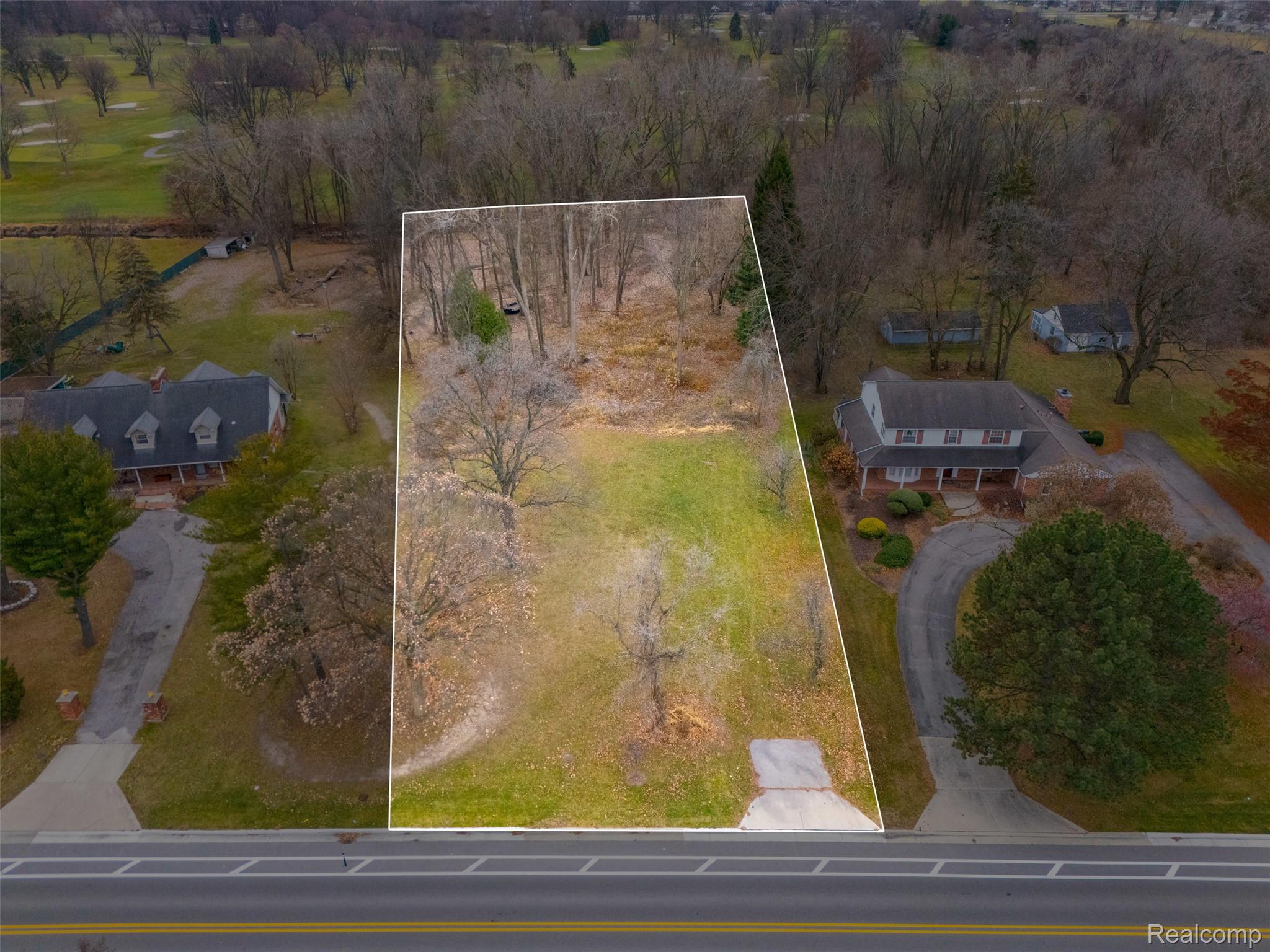 13000 Plumbrook Road Property Photo 2