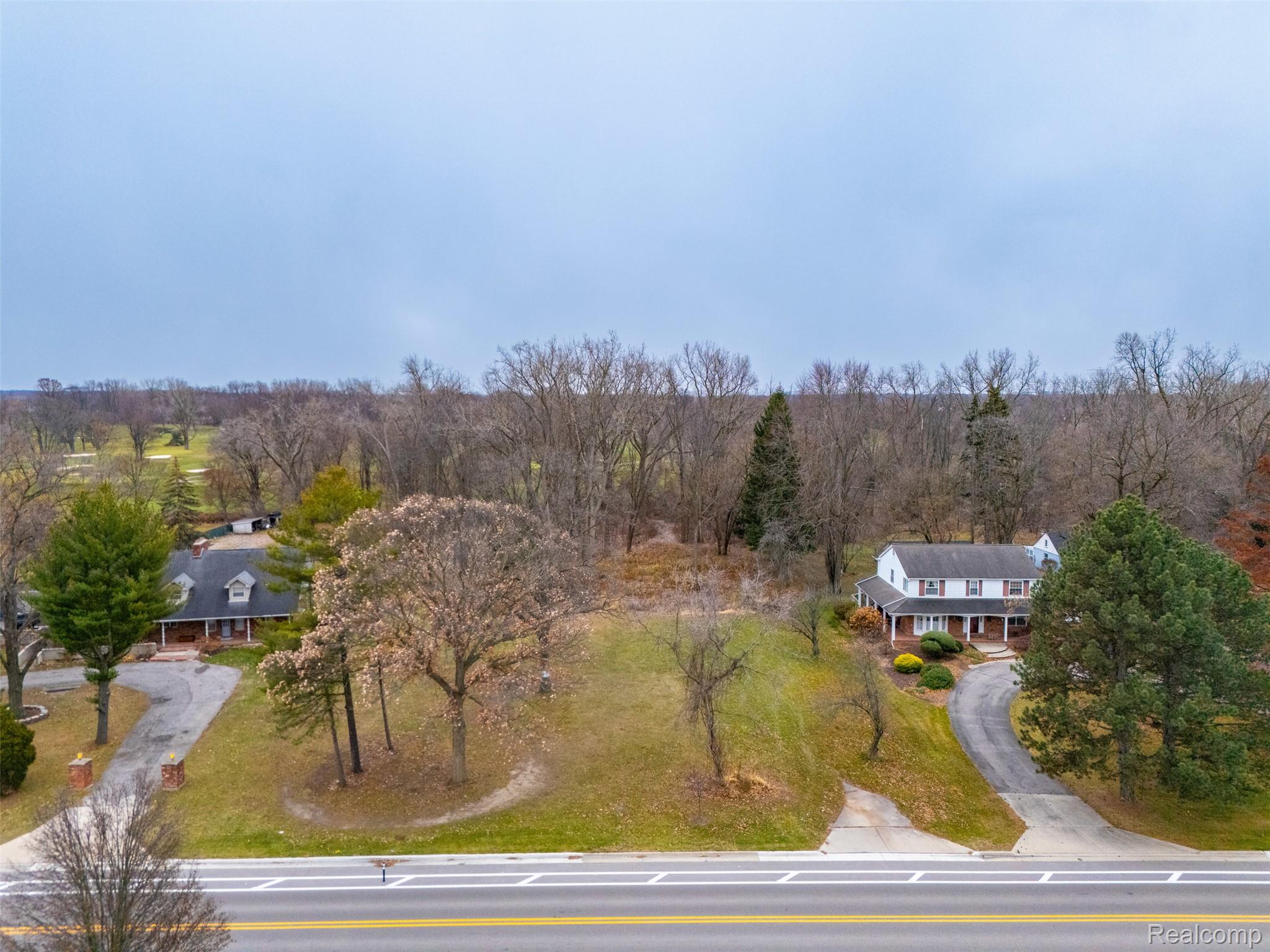 13000 Plumbrook Road Property Photo 3