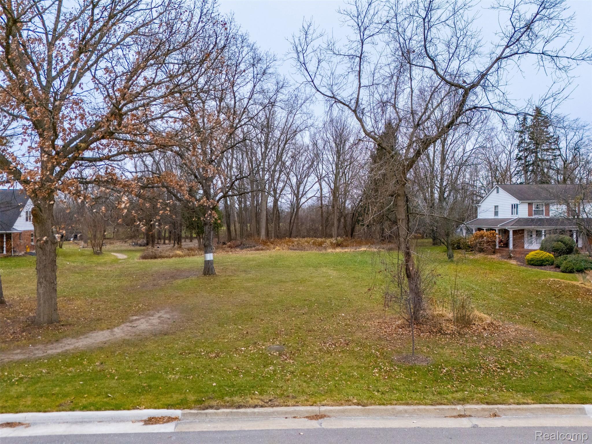 13000 Plumbrook Road Property Photo 11