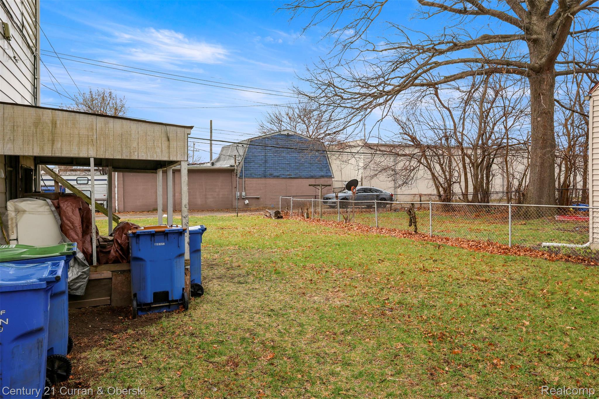 11352 Rivard Avenue Property Photo 5