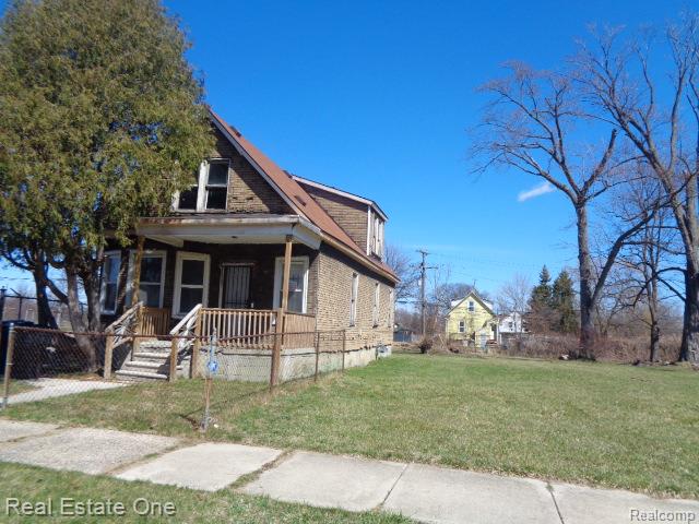 5468 Holcomb Street Property Photo 3