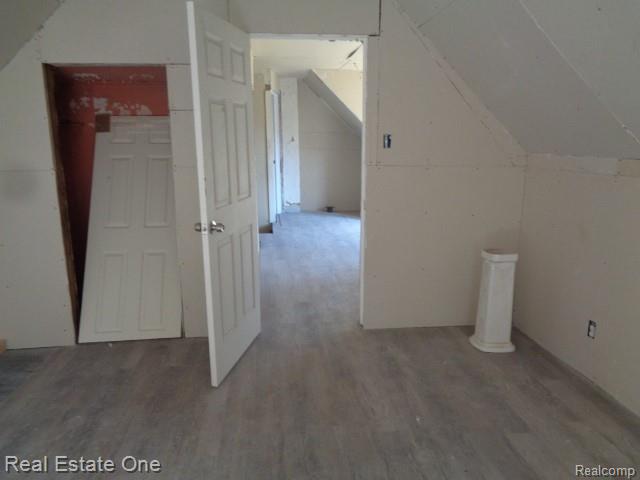 5468 Holcomb Street Property Photo 22