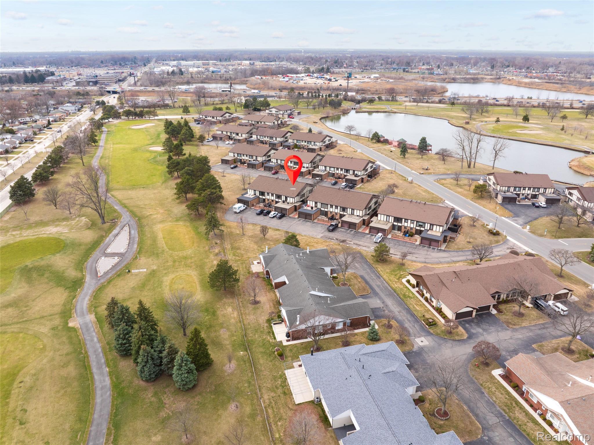517 Country Club Drive Property Photo 1