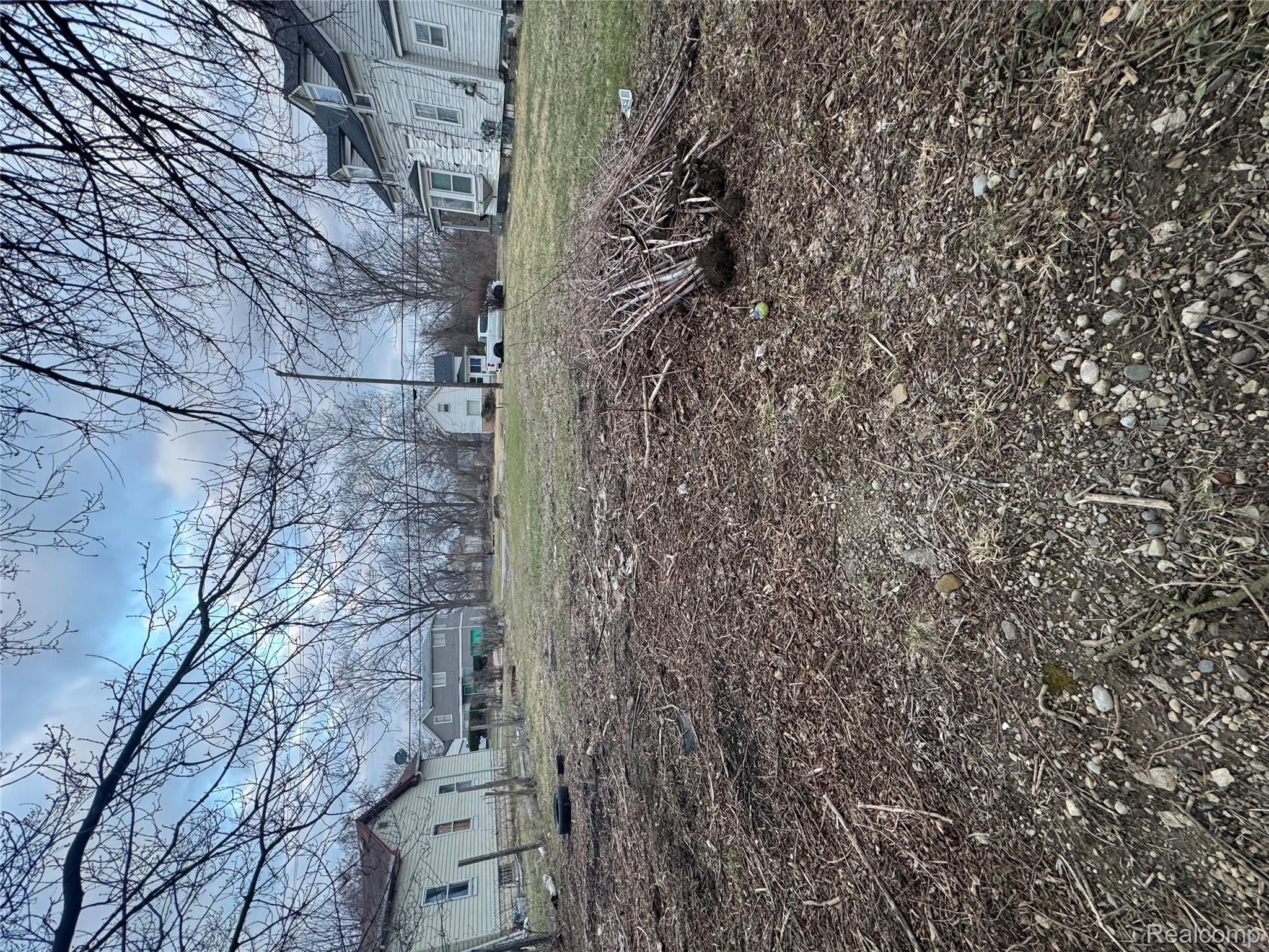68 Lake Street Property Photo 4