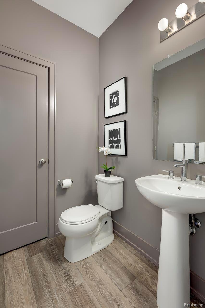 3668 Trumbull Street 33 Property Photo 34