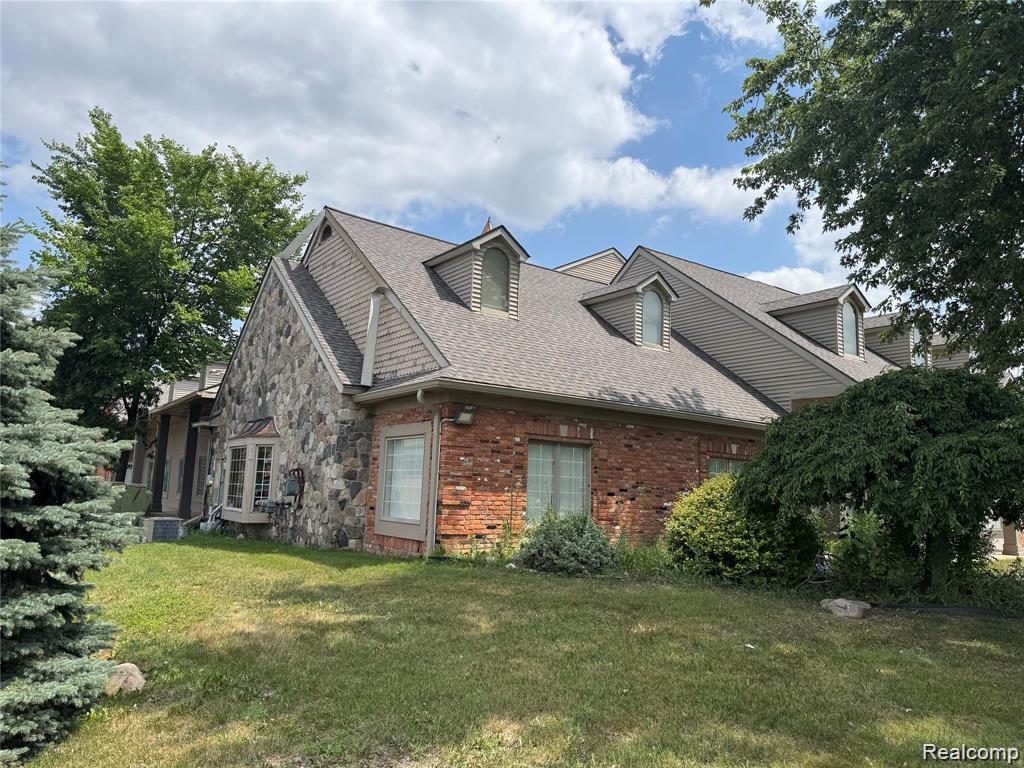 34514 Dequindre Road Property Photo 3