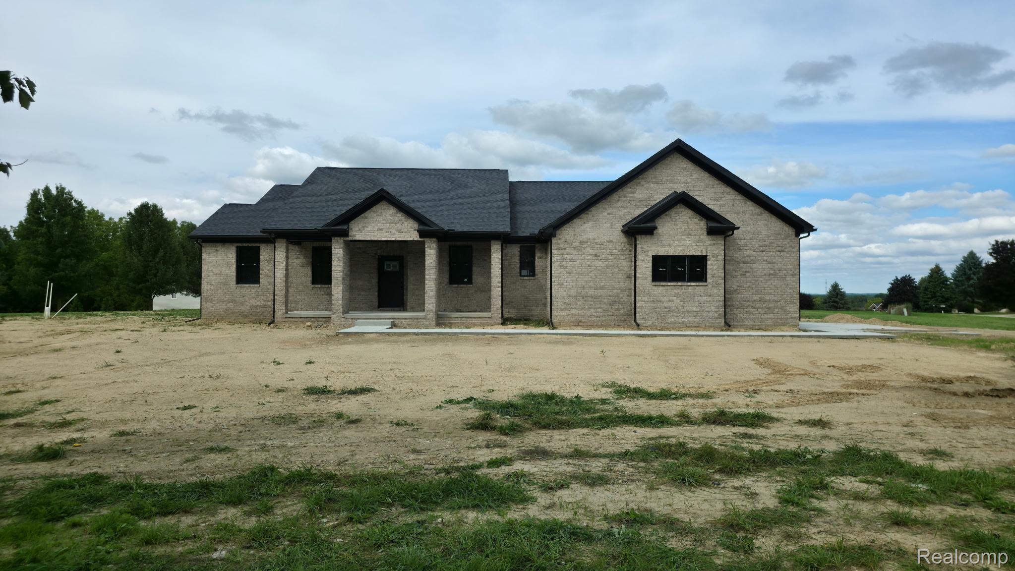4104 Carriage Hill Drive Property Photo 1
