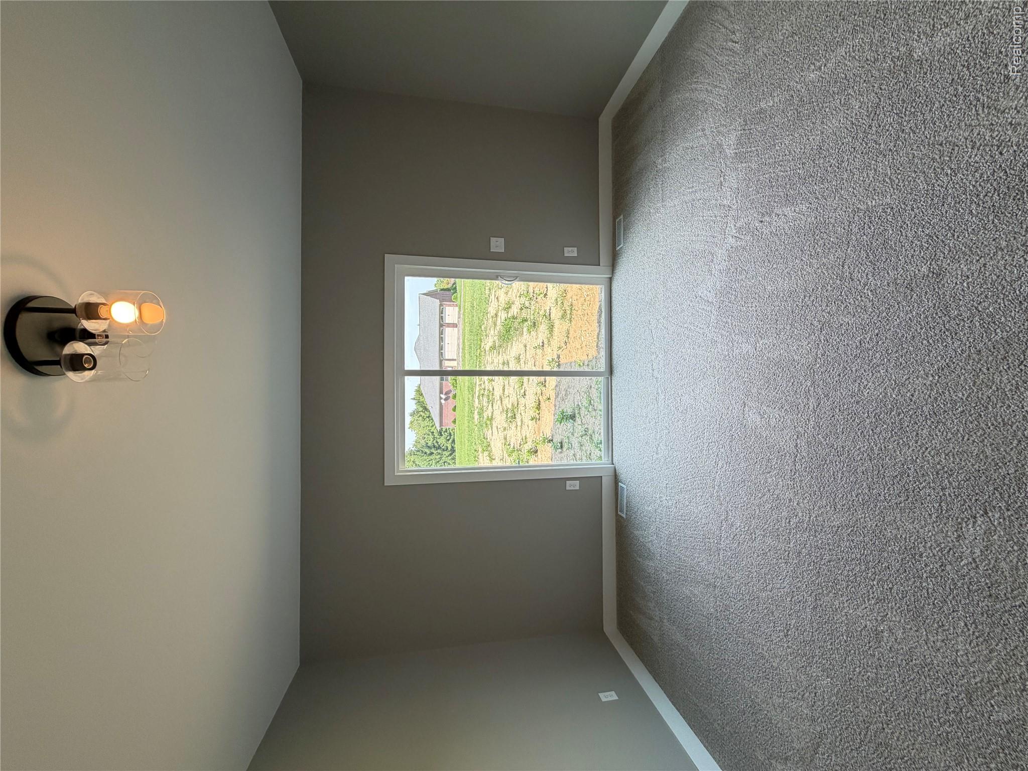 4104 Carriage Hill Drive Property Photo 13