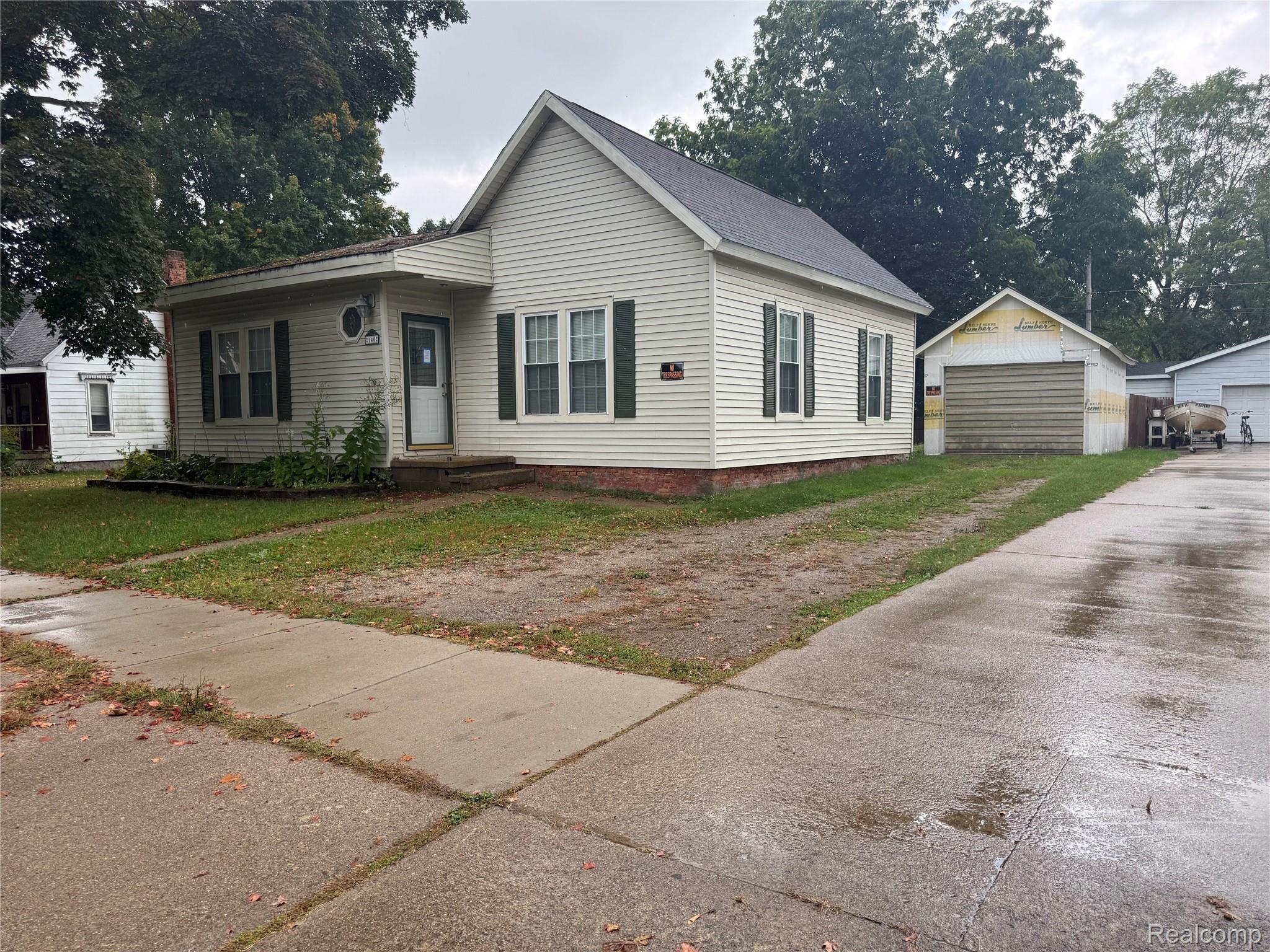 140 Alexander Street Property Photo 1