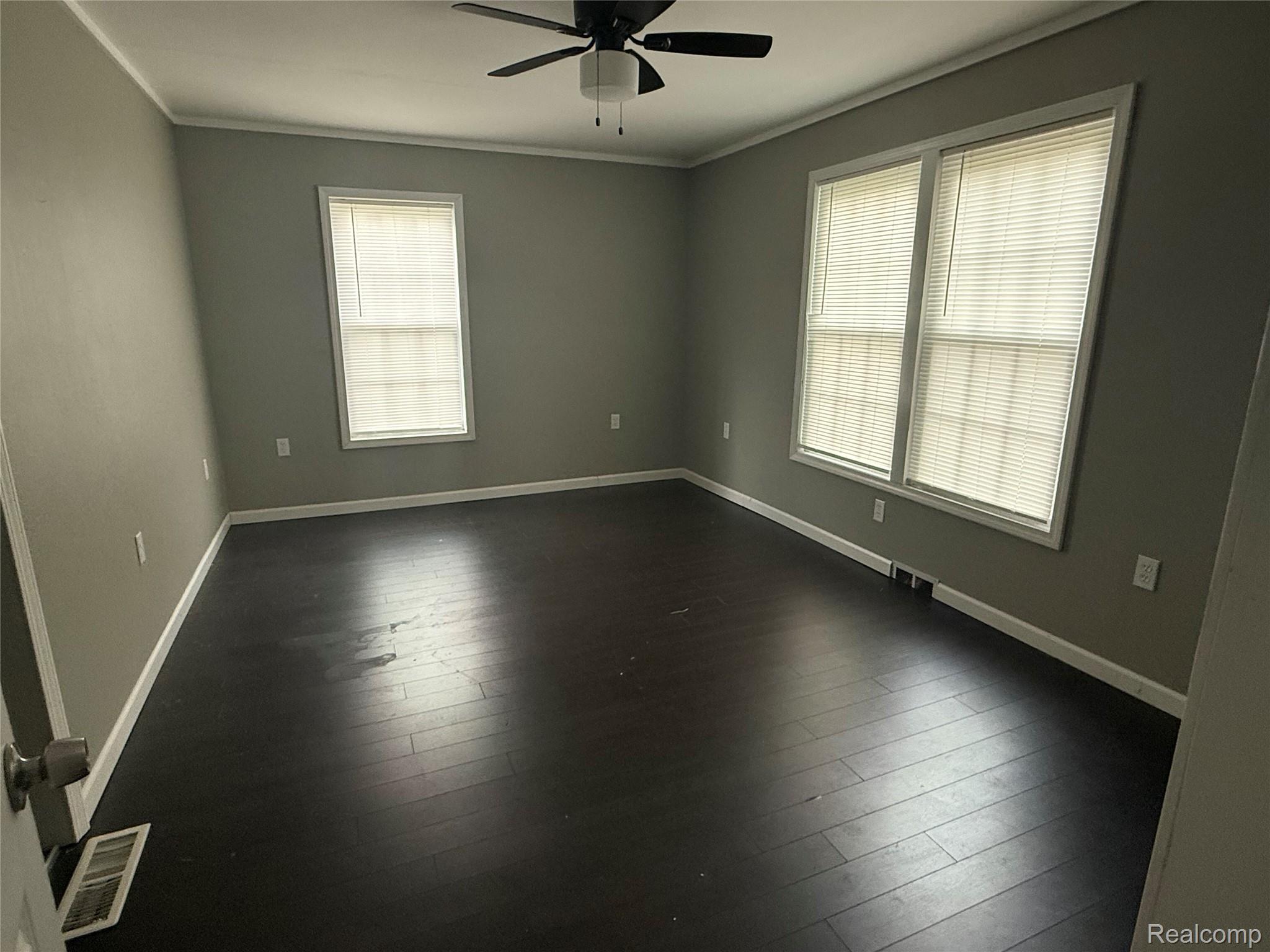 140 Alexander Street Property Photo 8
