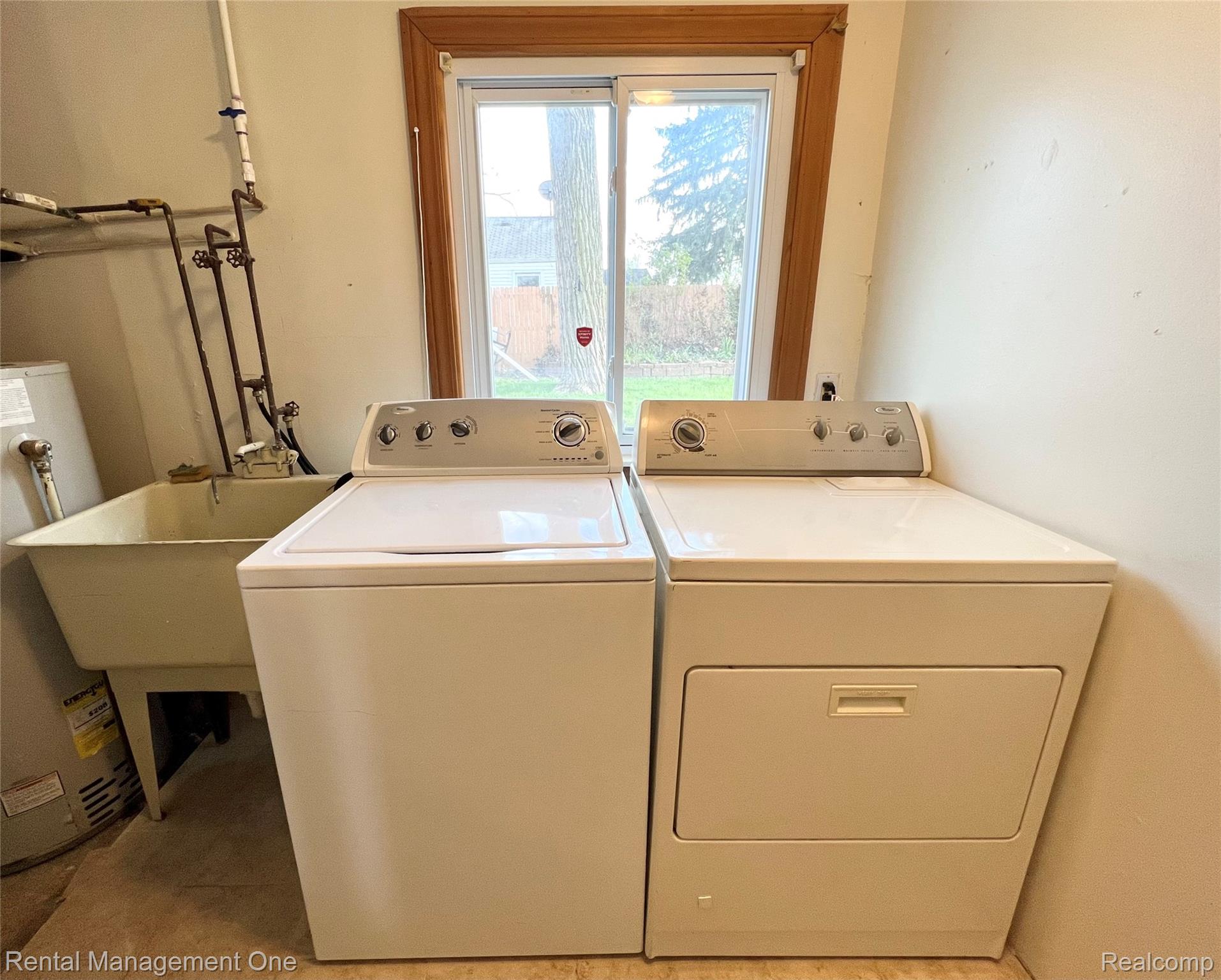 7531 N Inkster Road Property Photo 16
