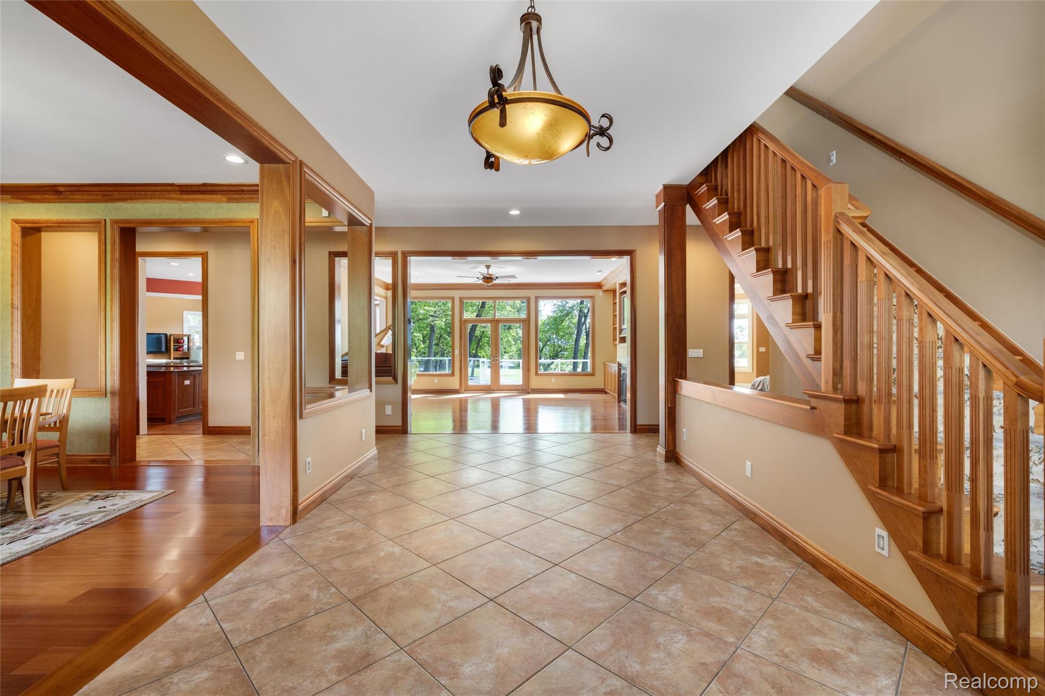 7432 Foxburg Court Property Photo 19